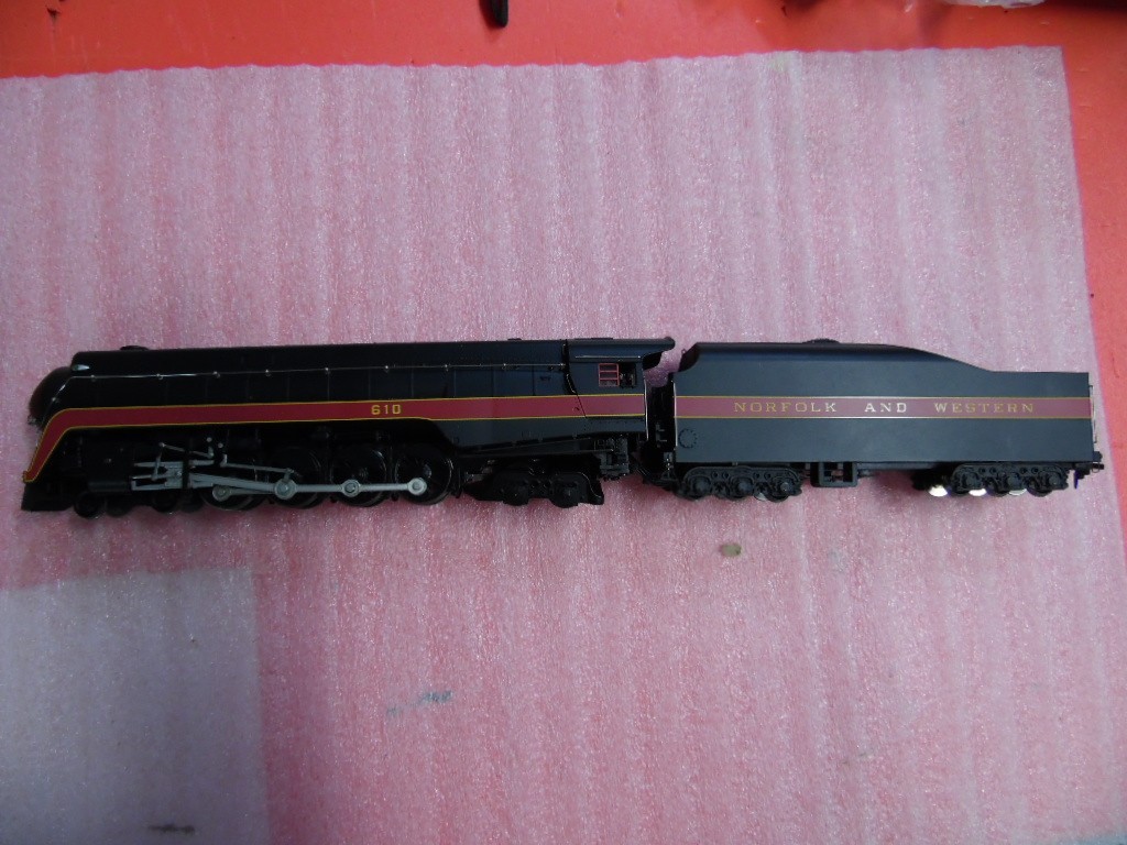 HO 610 NORFOLK WESTERN 4-8-4 “J Class” ENGINE & TENDER DCC