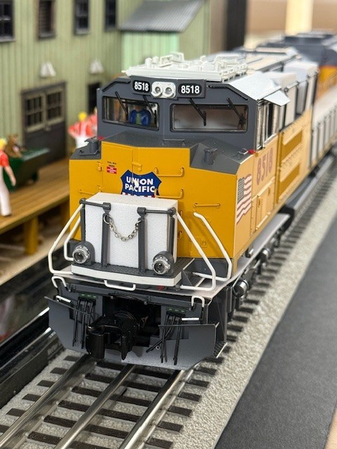 LIONEL UNION PACIFIC LEGACY SD70ACE #8518 –O Scale