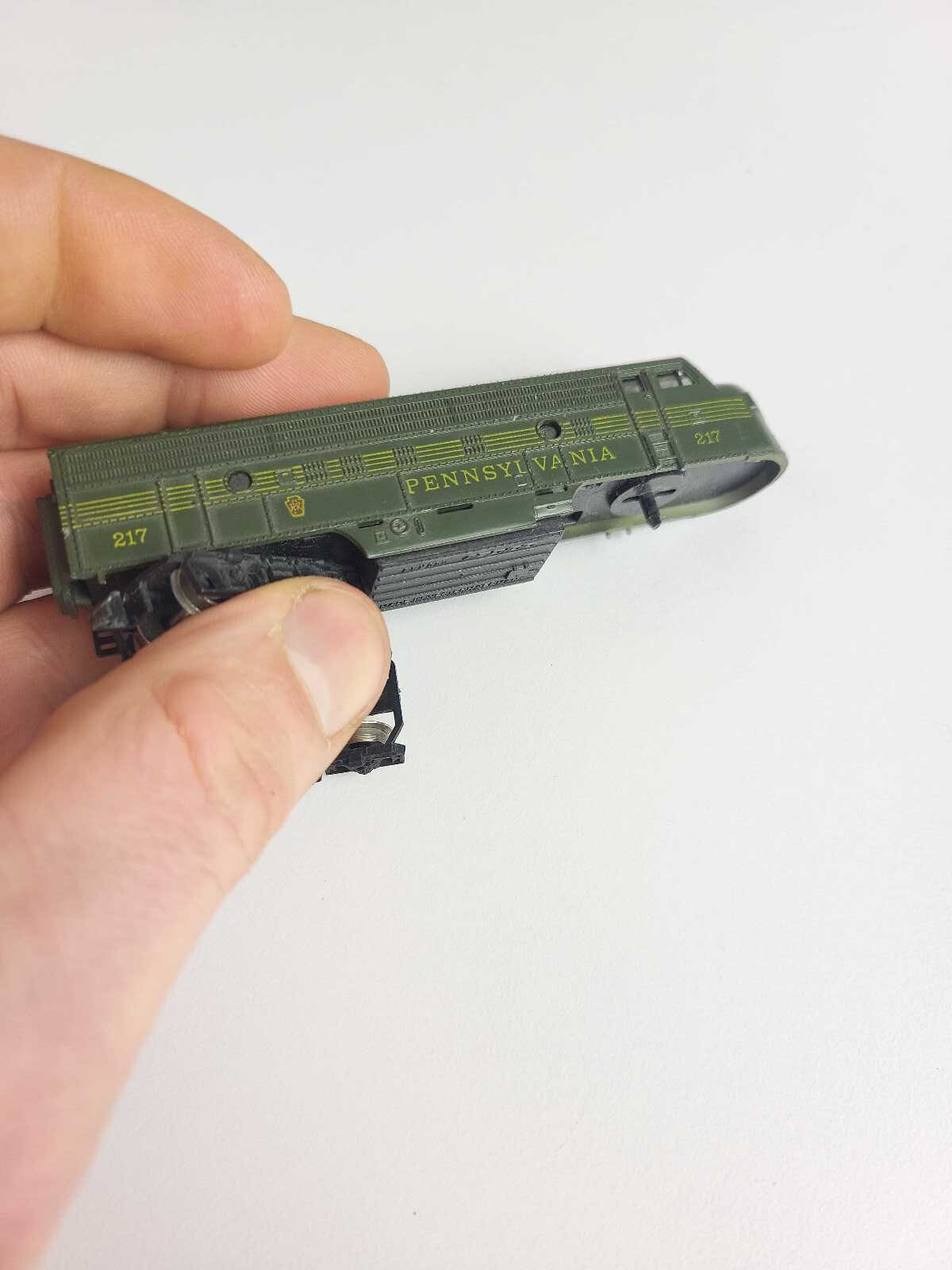 Arnold Rapido N Scale Pennsylvania RR Powered F7A Engine & Dummy F7A / 217