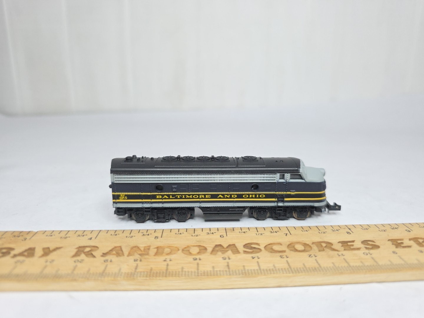 Life-Like N Scale F-7 Diesel Locomotive 7750 B&O Baltimore & Ohio Runs No Box
