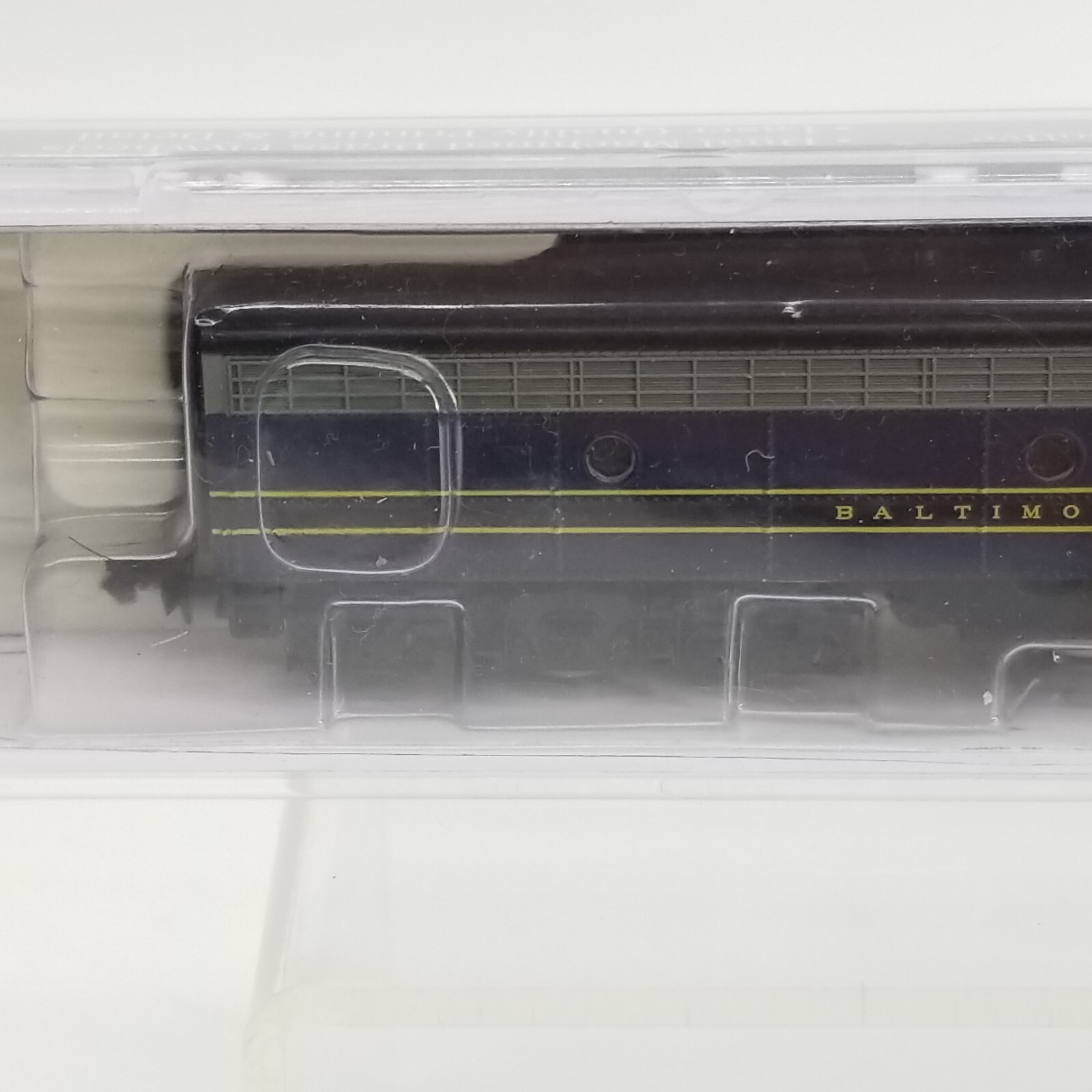 Walthers Proto 920 34100 B&O Baltimore & Ohio Locomotive E8 B Unit 2415 Train