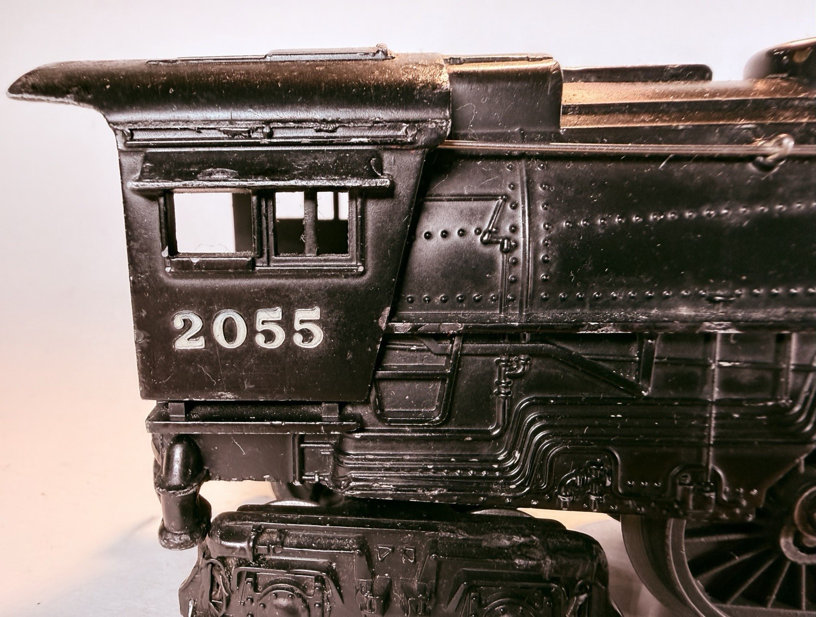 Lionel 2055 Vintage O 4-6-4 Hudson Steam Locomotive with 6026W Tender