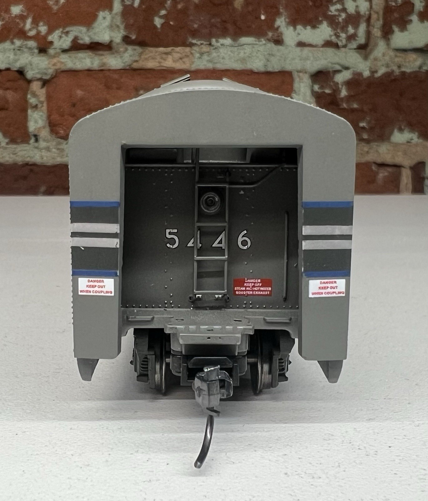 MTH #80-3233-1 HO Scale 4-6-4 Dreyfuss Steam Engine NYC #5446 DCC PS3