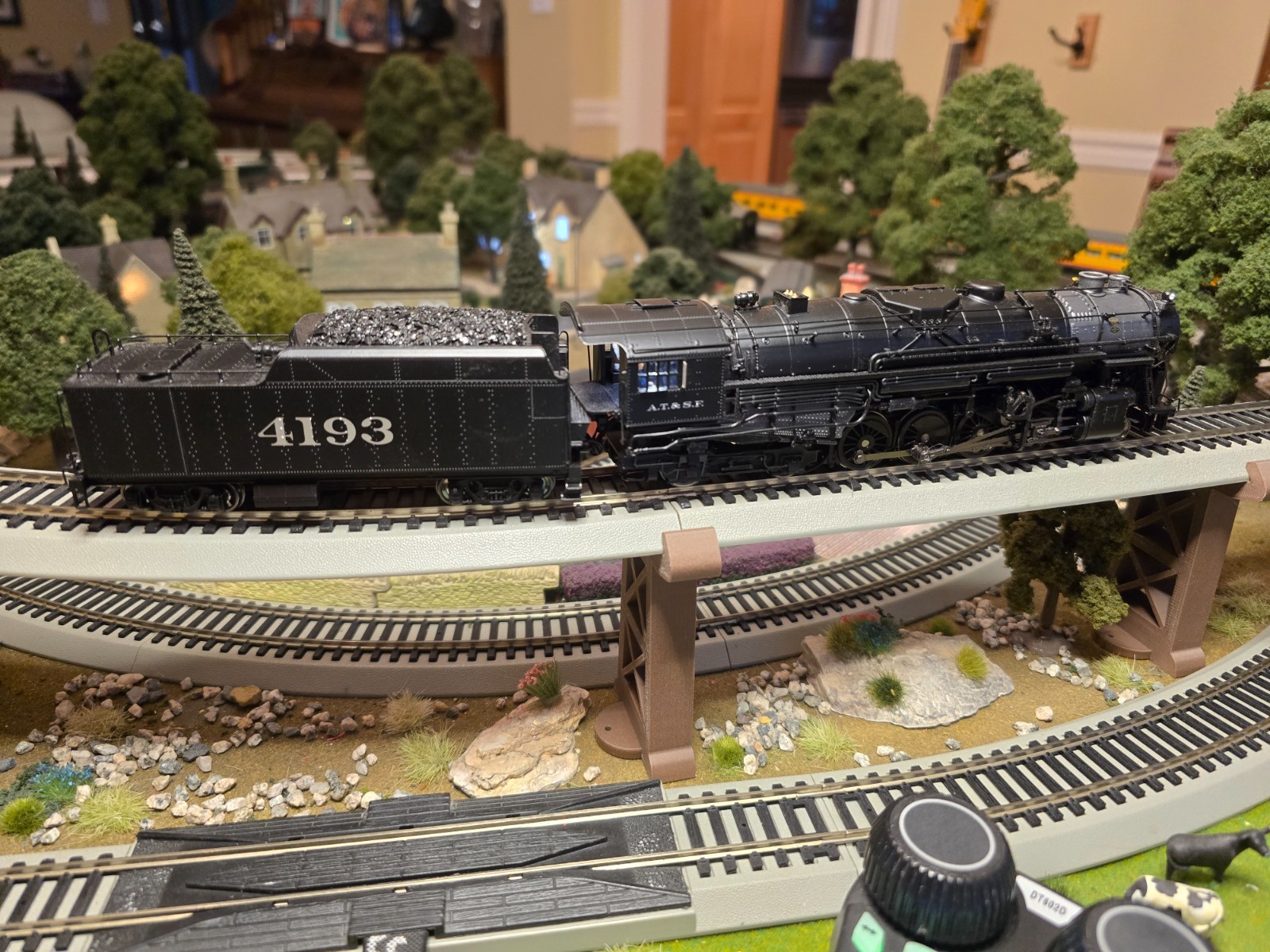 BLI7890 ATSF 2-8-4 Berkshire T1a #4193, 4-axle Tender, DCC/Sound/Smoke, Paragon4