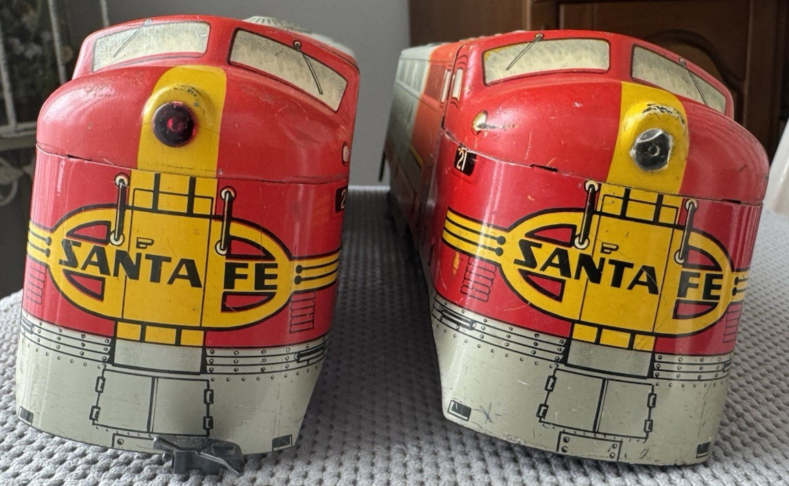 Vintage Marx 21 Santa Fe 1950s Double Diesel Twin Units O Gauge 1:48 Gauge