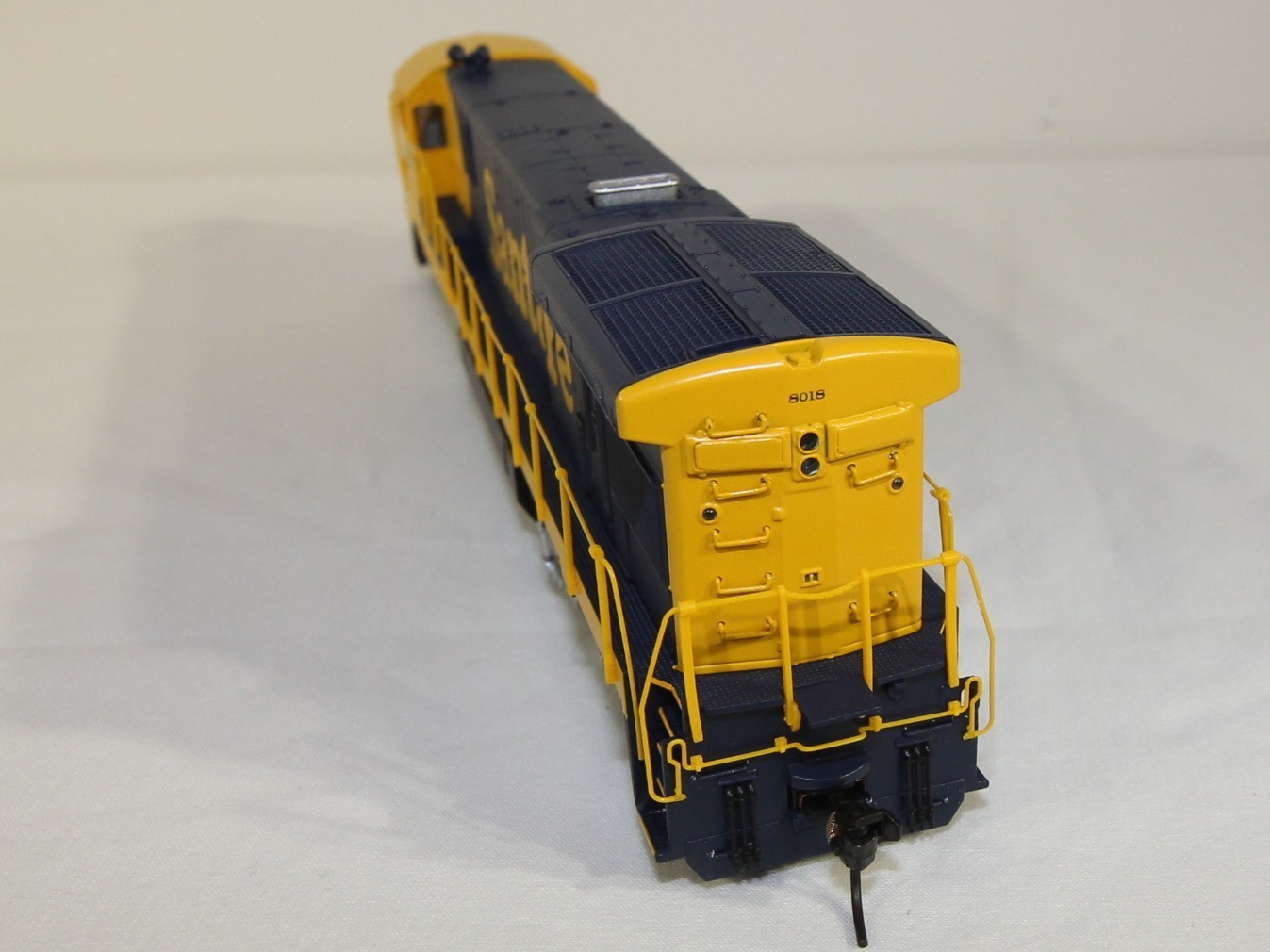 HO BLI Paragon 2 sound DC/DCC GE C30-7 ATSF #8018 Santa Fe classic blue/yellow