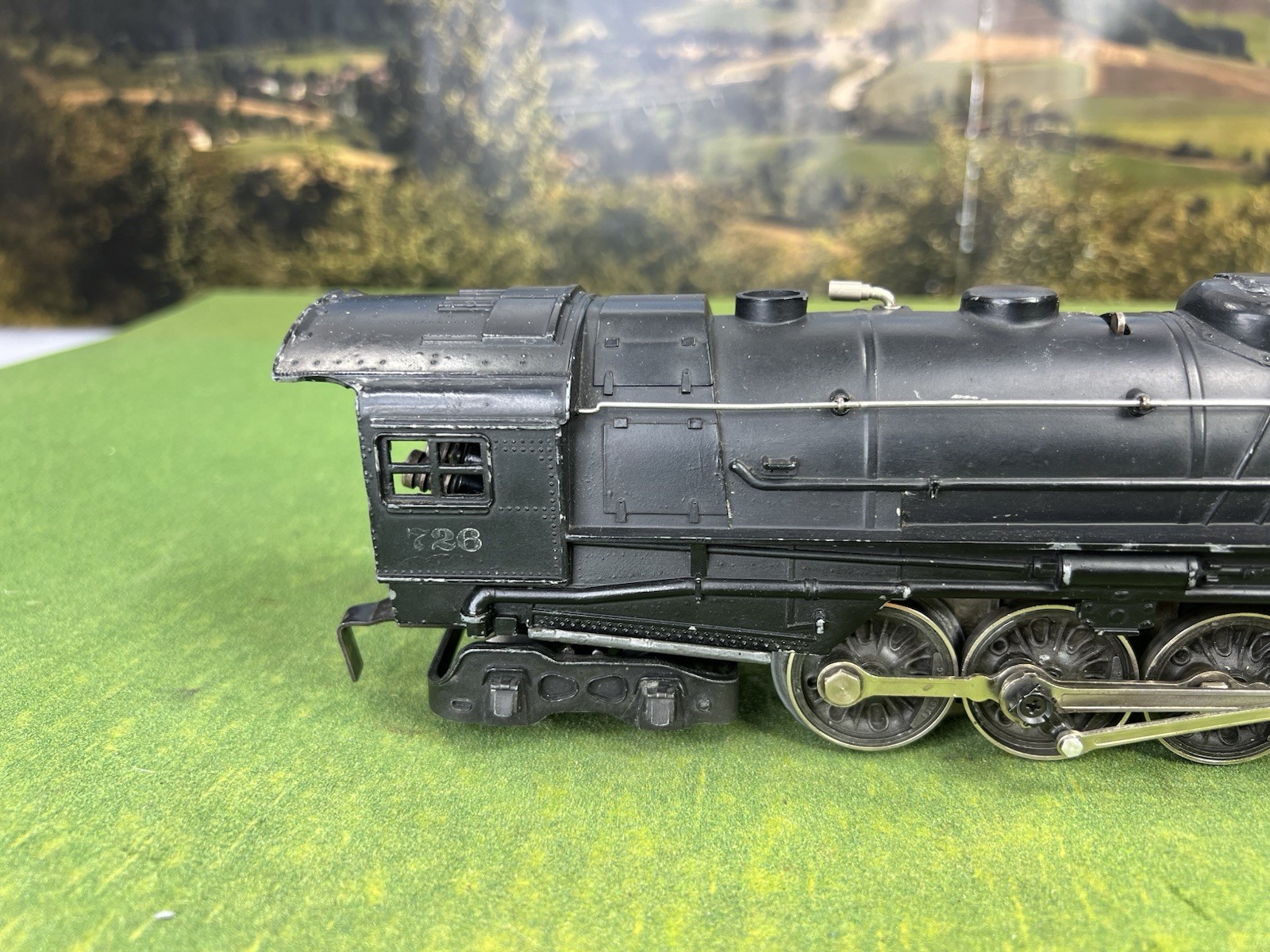 LIONEL POSTWAR 726 BERSHIRE 2-8-4 WITH 2426W 12 WHEEL TENDER METAL WISTLE 1947
