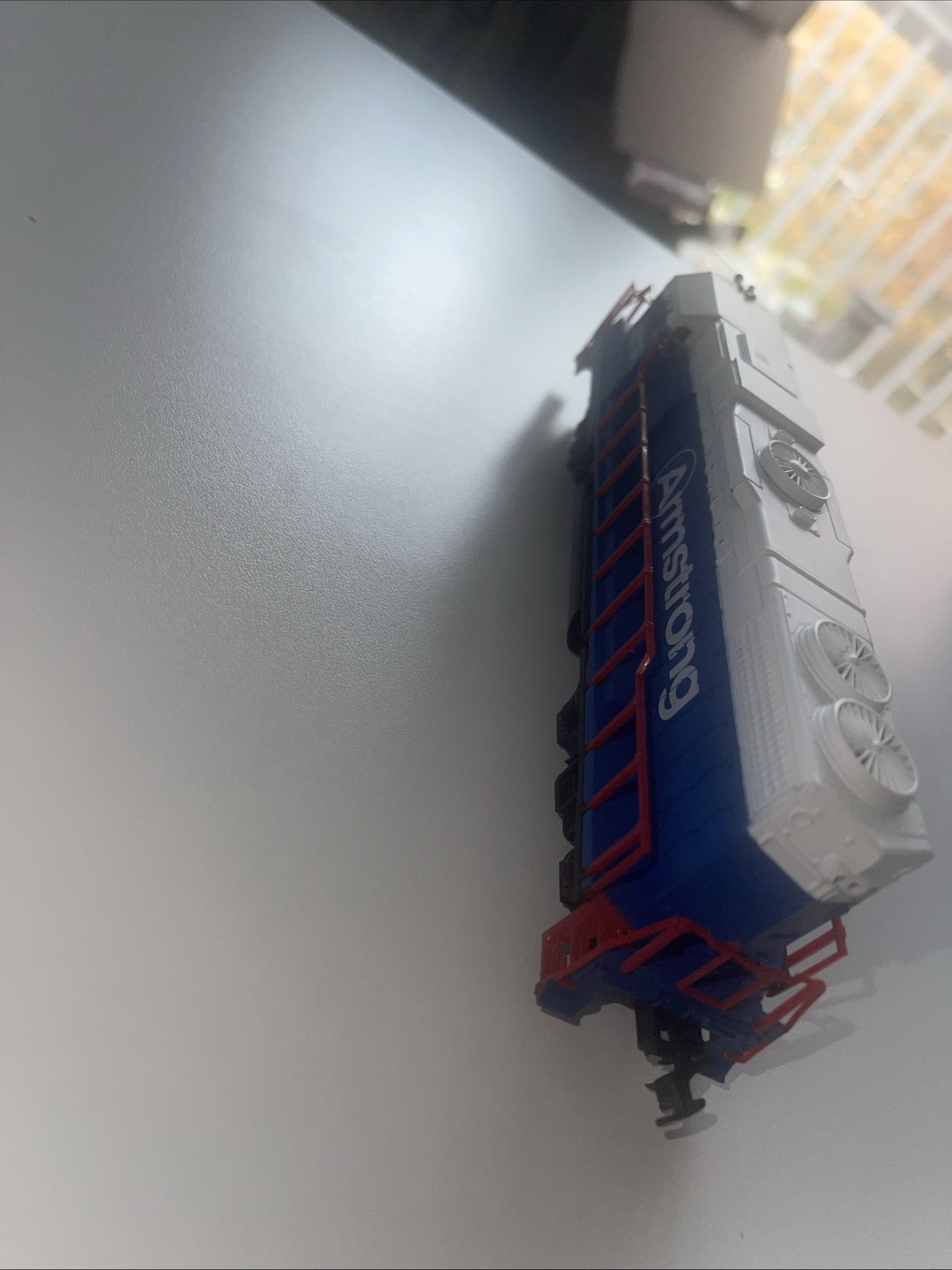 HO Scale Armstrong GP38-2 Diesel Locomotive #3010 – Blue/White/Red – Promotional