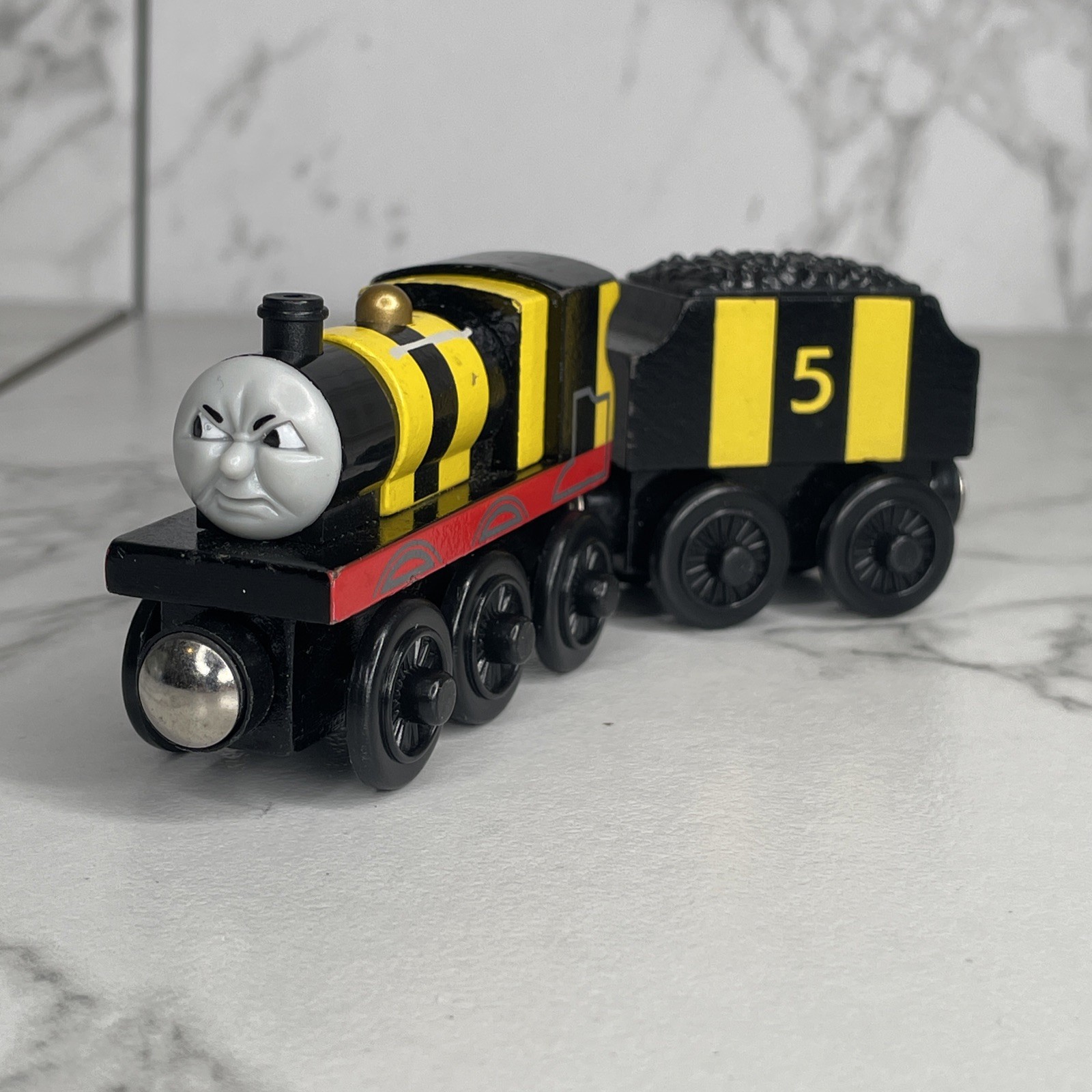 Thomas & Friends Wooden Railway Train Tank Busy as a Bee James Engine w/ Tender