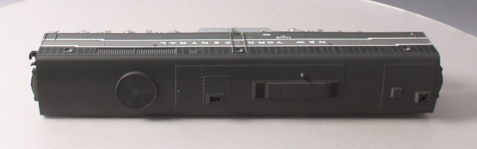 Lionel 6-18966 New York Central Alco PB-1 Non-Powered Diesel Locomotive #2000B