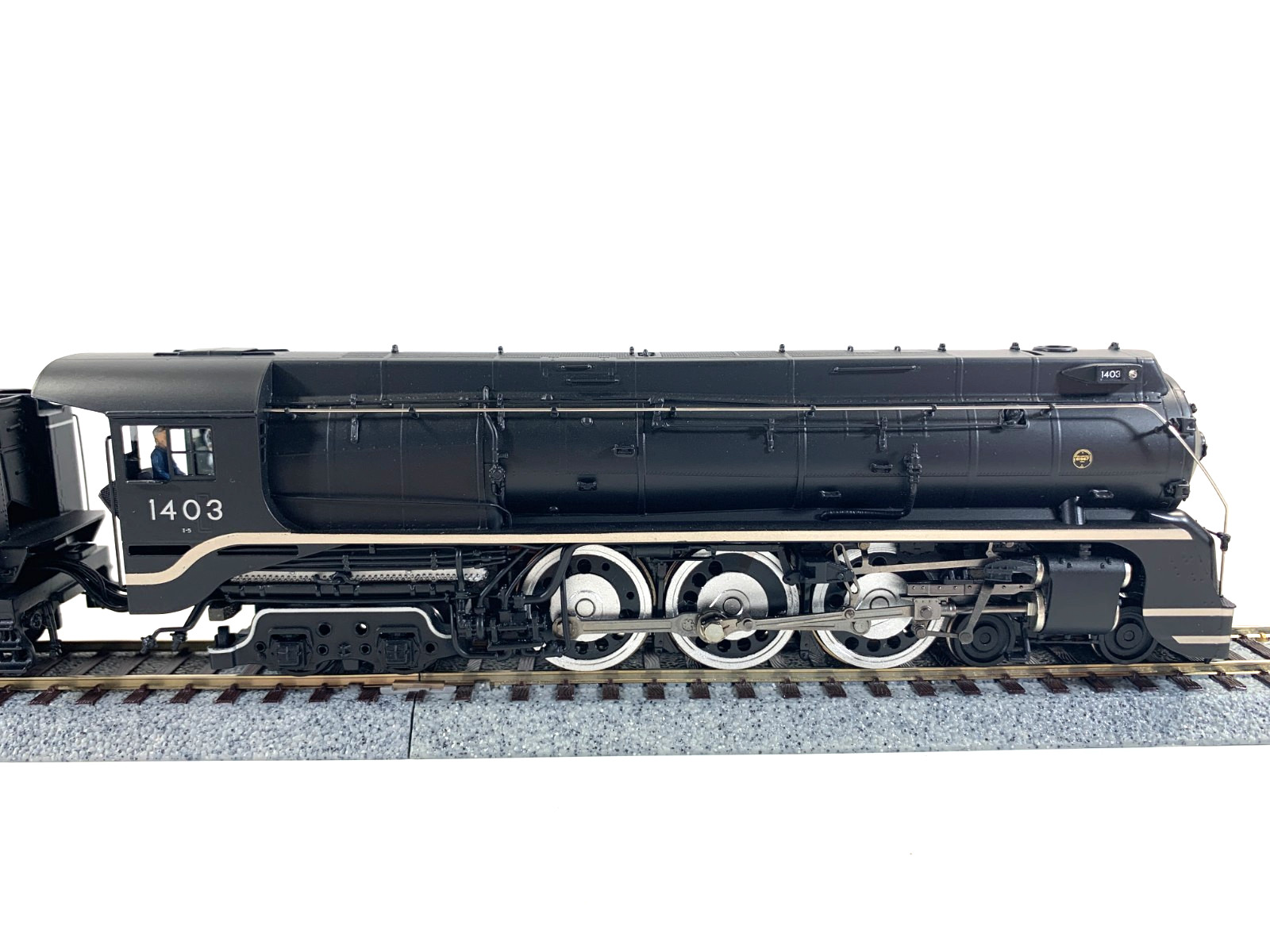 HO Broadway Limited Hybrid 1626 NH 1-5 4-6-4 #1403 , DCC Sound, Paragon 2