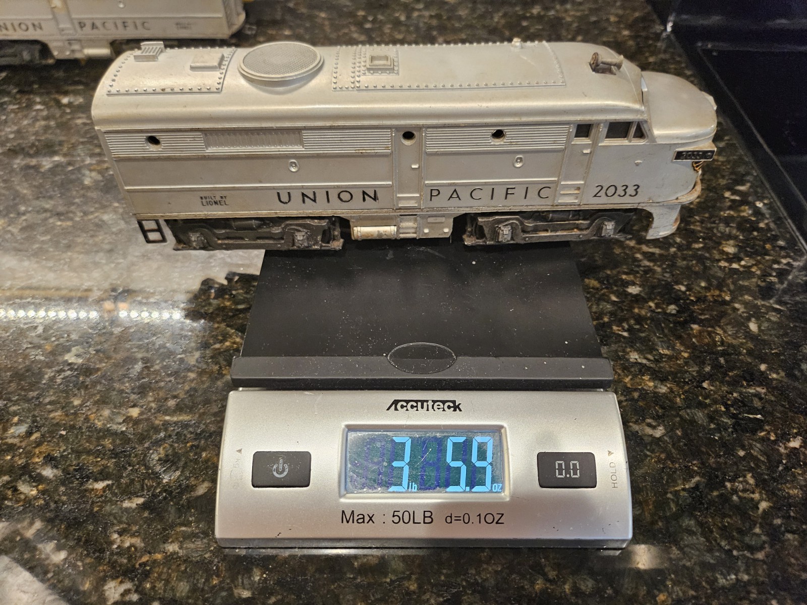 Lionel O-27 gauge ALCO AA #2033 Union Pacific Diesel engines.