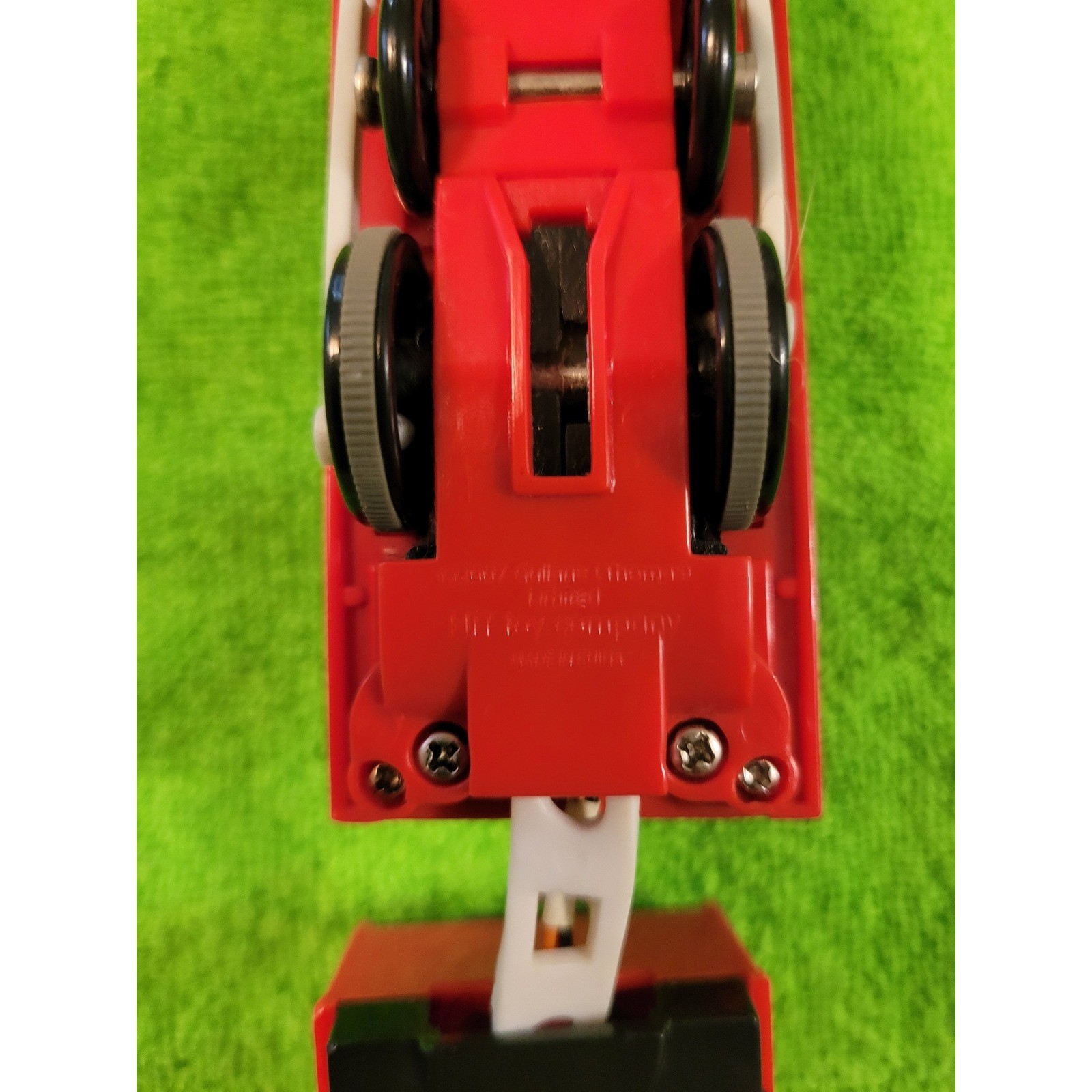 Thomas & Friends James the Red Engine Motorized Train HiT Toy Company 2007 No. 5