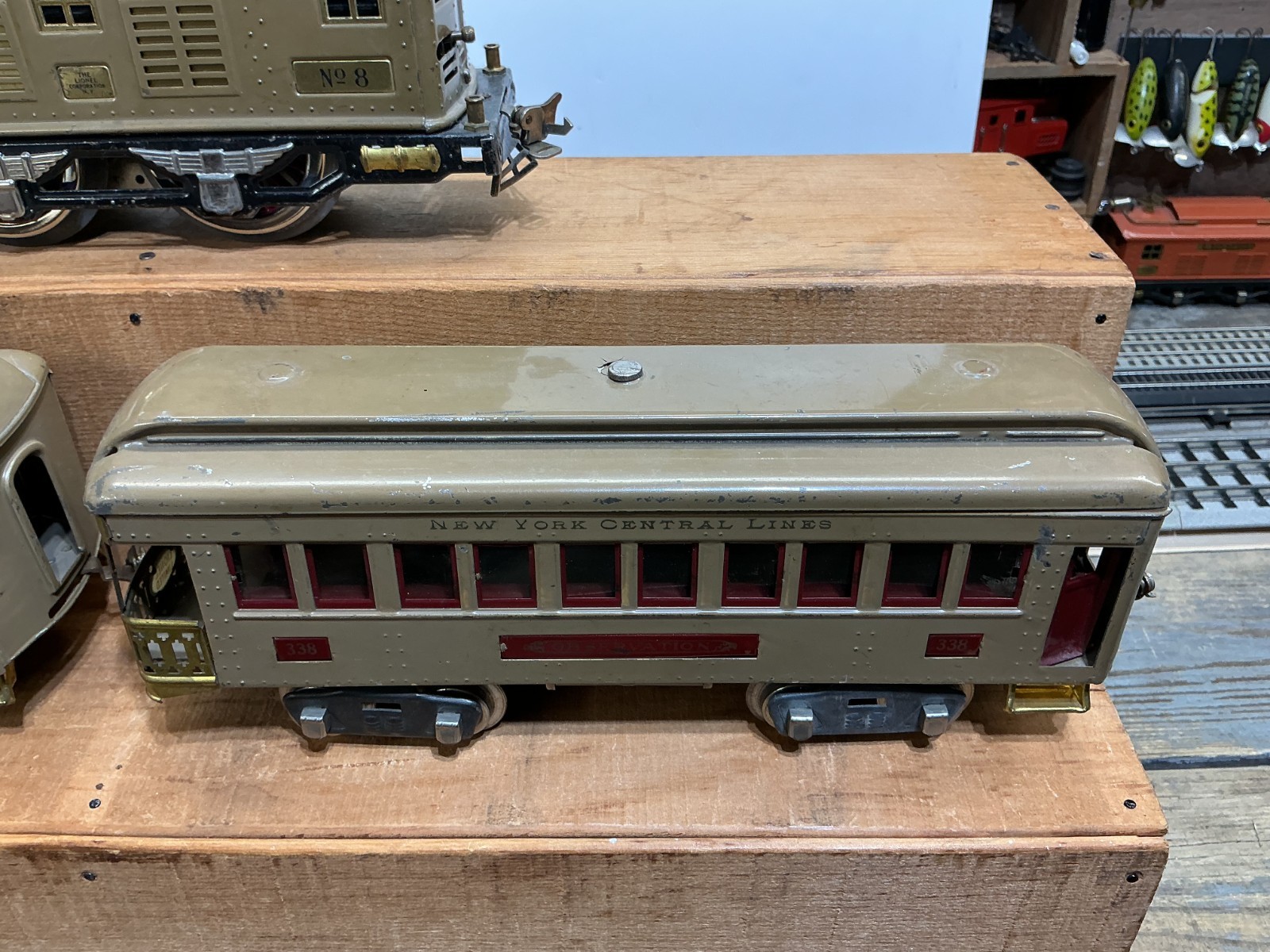 LIONEL Prewar Standard Gauge #8 TAN Locomotive with #337 & #338 Passenger Runs