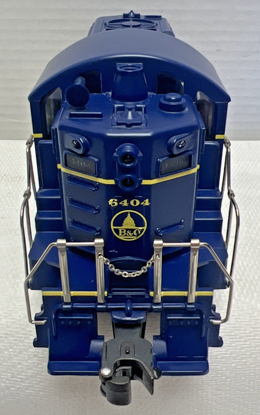 RMT O/O27 RMT-4232 BALTIMORE & OHIO GP BEEP DIESEL LOCOMOTIVE #6404 IN OB