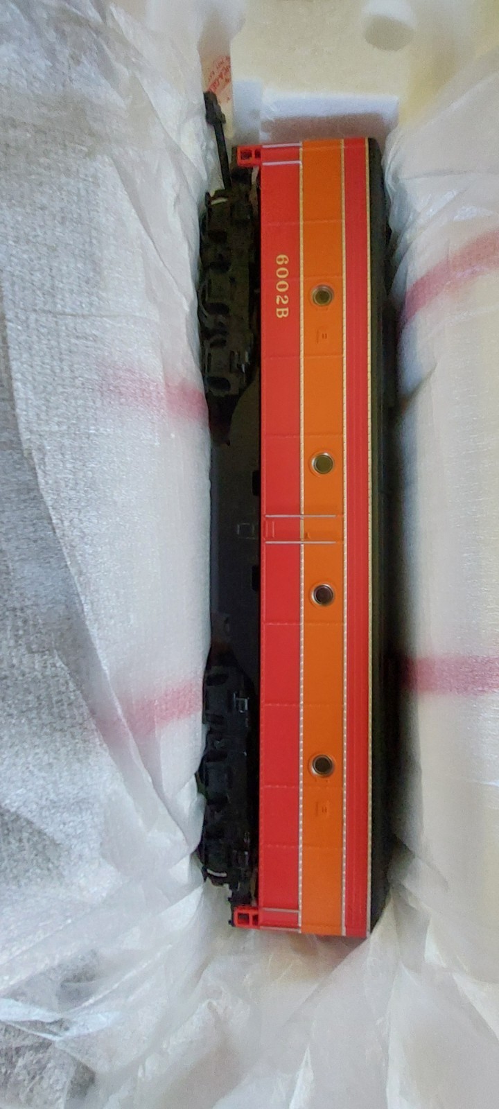 Rail King MTH O Scale Diesel Set And streamlined Passenger Cars With Box’s.