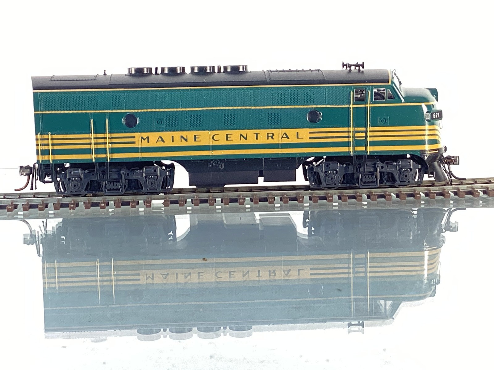 Stewart HObbies HO F3A Phase II Custom Maine Central, Painted & Detailed