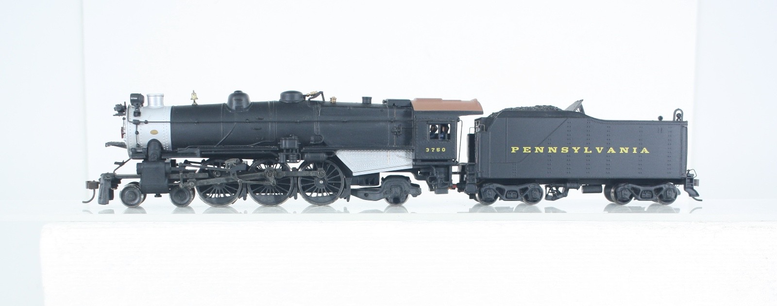 HO Bachmann Spectrum 84013 Pennsylvania RR 4-6-2 K4 Loco & Tender DCC Ready
