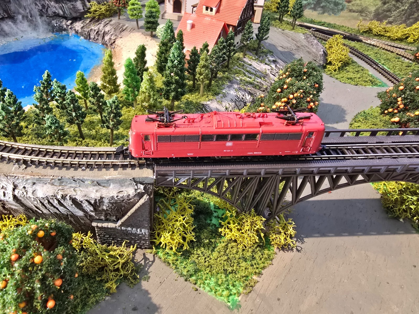 Marklin Z-scale 8826 Electric Locomotive, LN/Box/Instr.