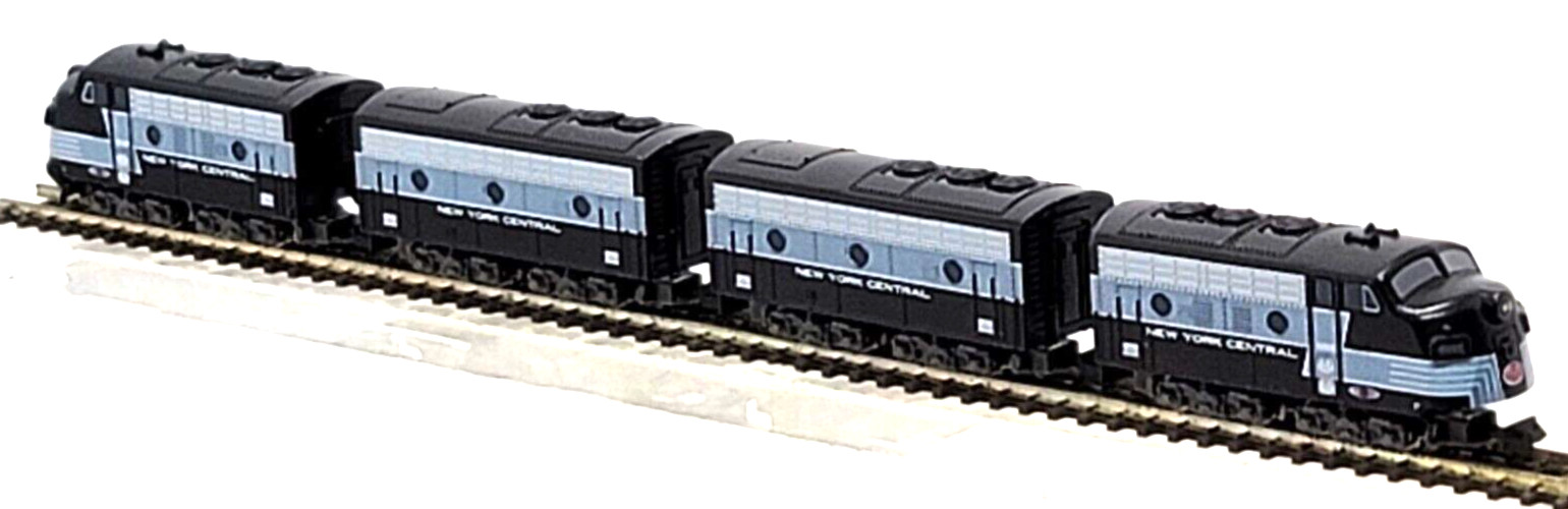 Z scale Rokuhan ST012-2 Powered NYC EMD F7A/B/B/A SET w/opt Mkln cplrs (8)