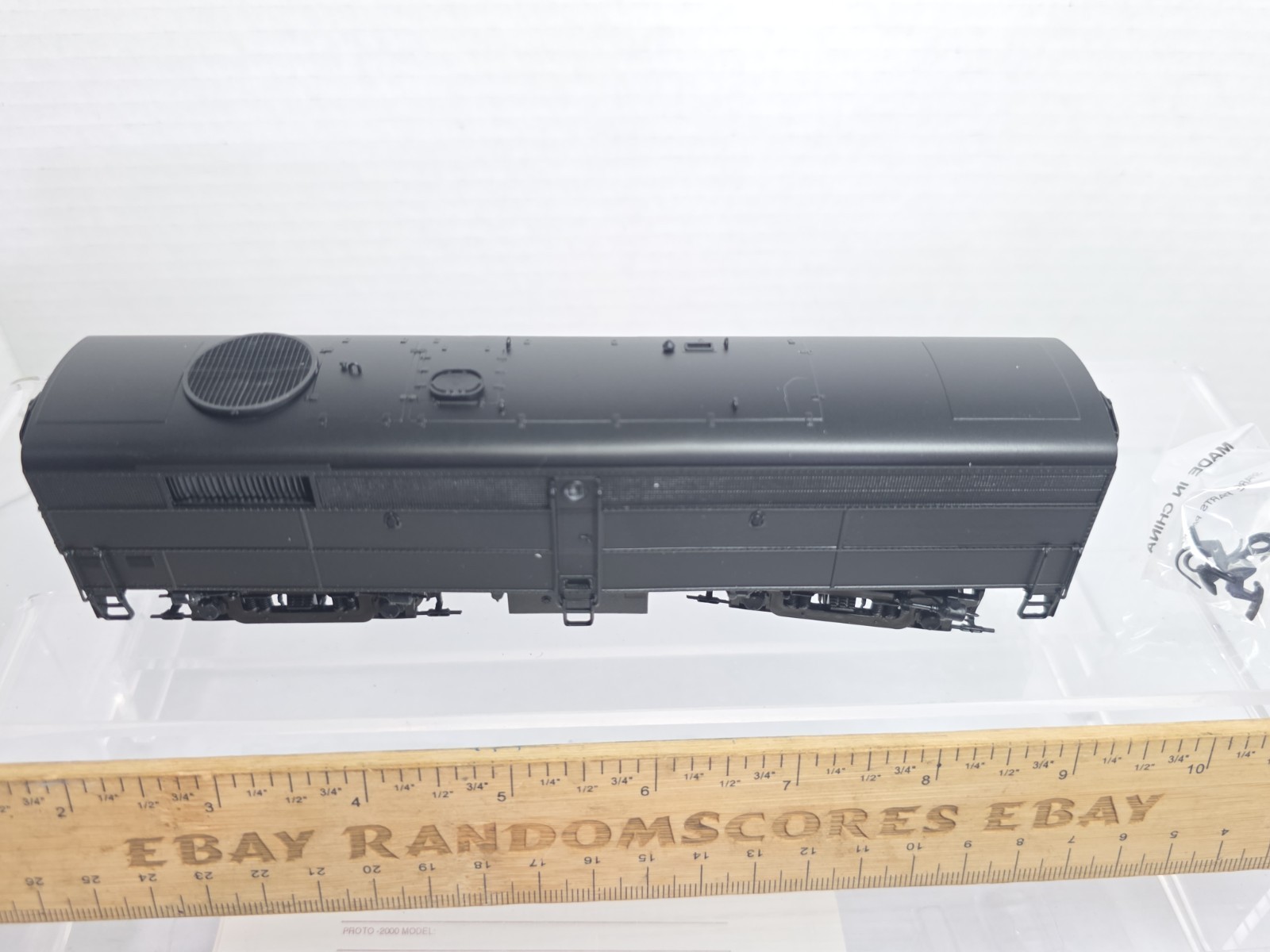 Proto 2000 HO Scale 8393 Undecorated Dummy FB-2 B Unit Diesel Locomotive NOS
