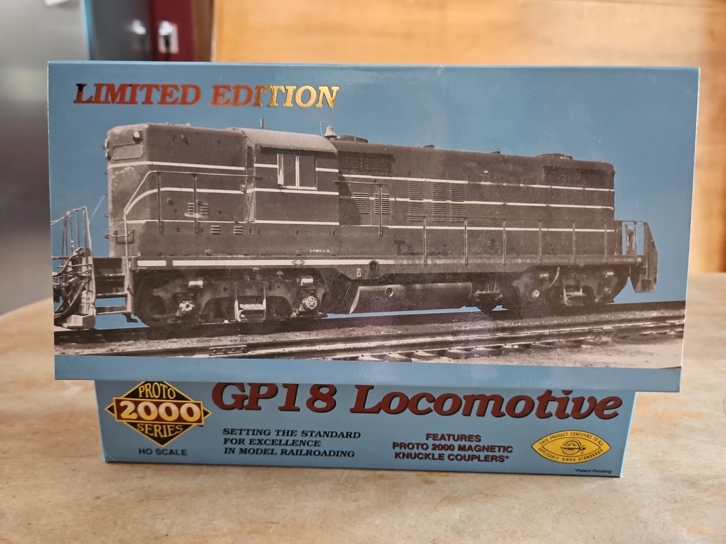 Proto 2000 HO Kit #30531 GP18 Locomotive Northern Pacific NP #376 NEW IN BOX