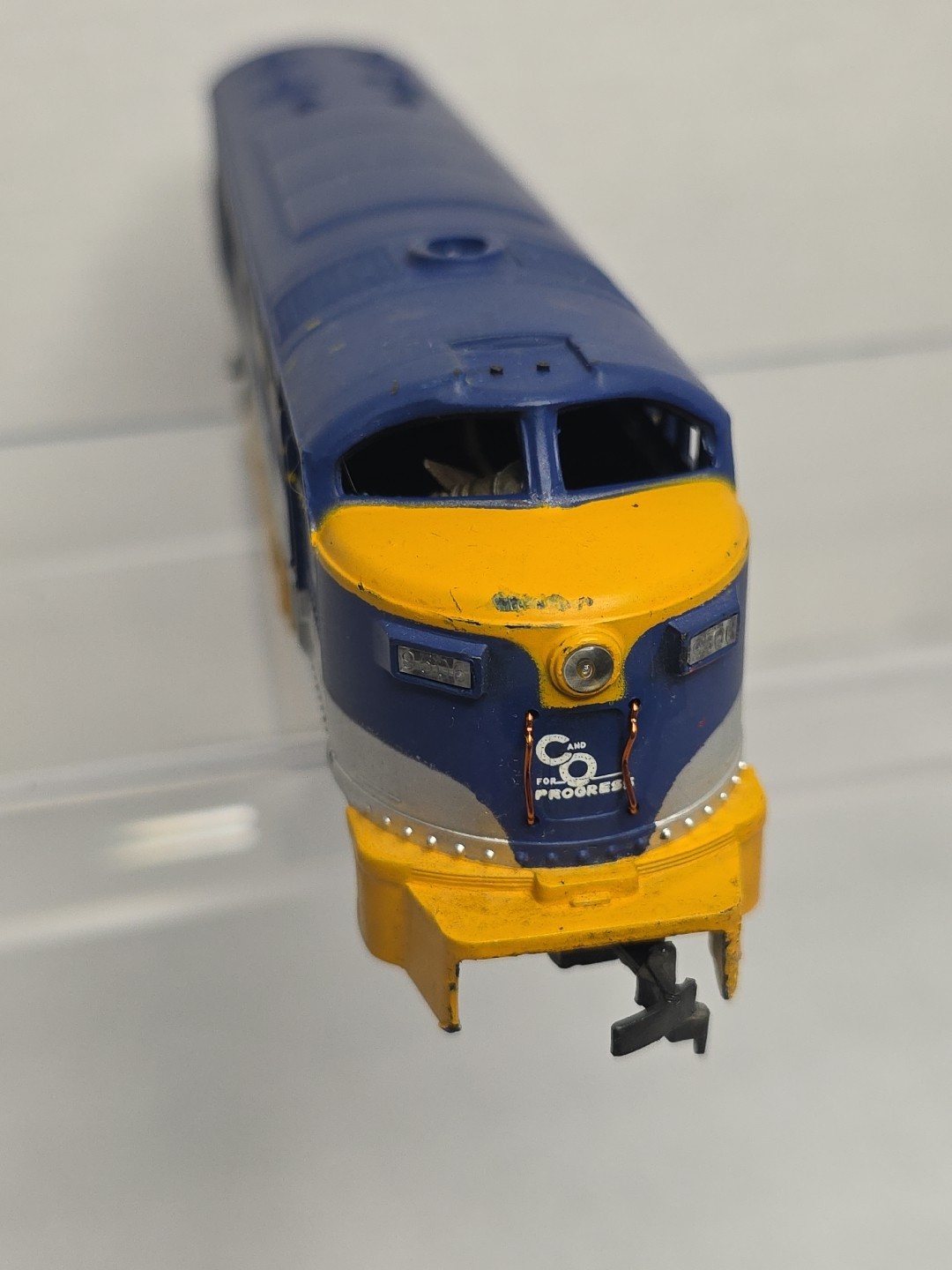 AHM HO Scale Chesapeake & Ohio FM C-Liner A Unit Diesel Loco Runs Read Desc