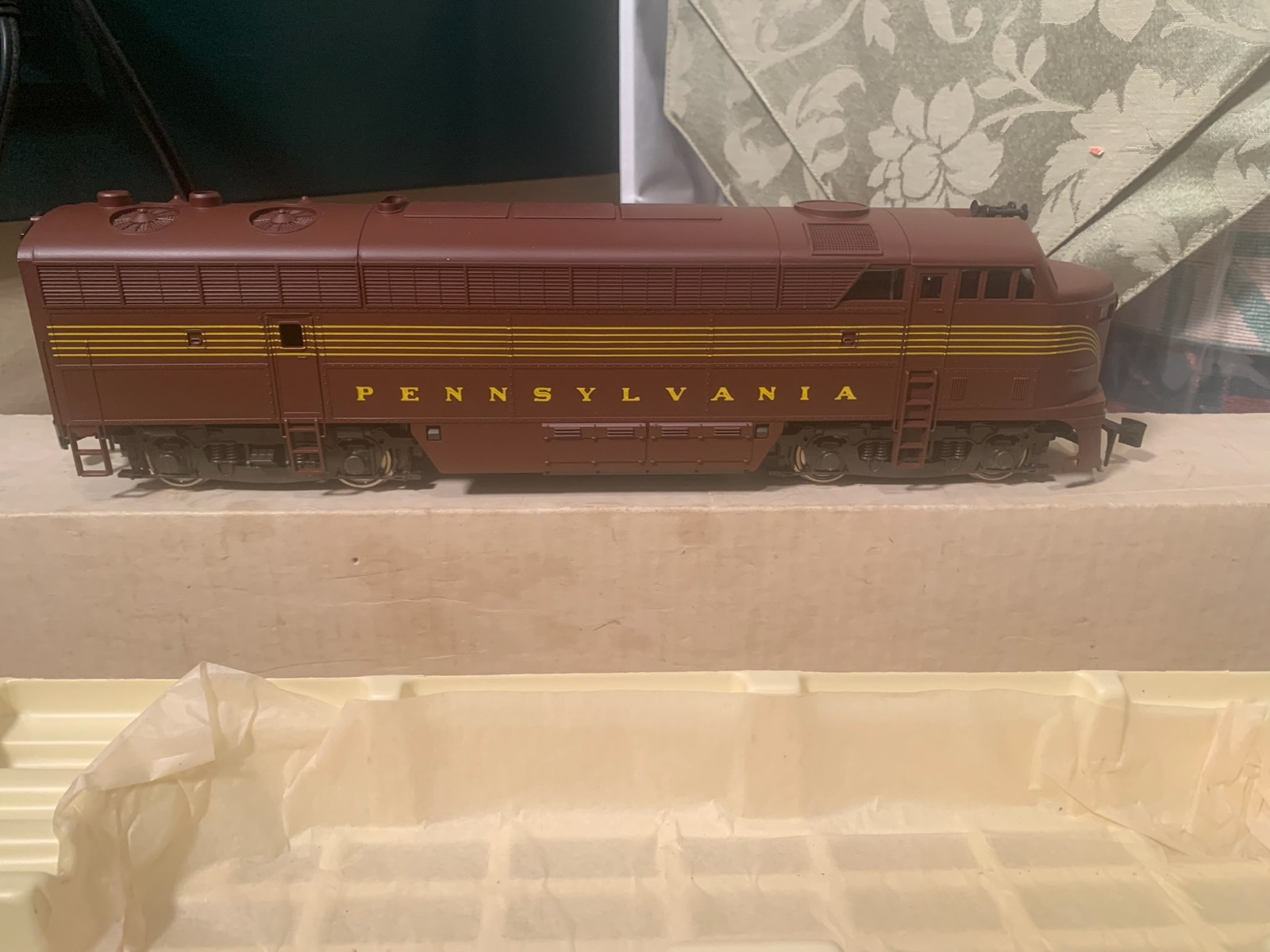 Rivarossi O Scale 7102-C Pennsylvania F.M. Diesel Locomotive