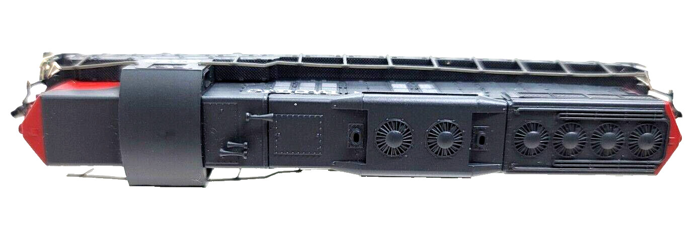 N Life-Like 7787 EMD SD-7 Southern Pacific Loco #5378 (Tested) knuckle cplrs