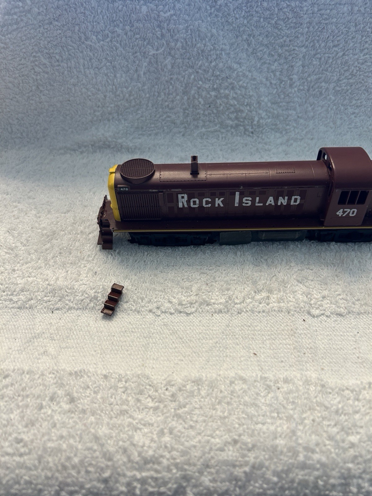Roundhouse RS-3 Rock Island #470 HO Locomotive