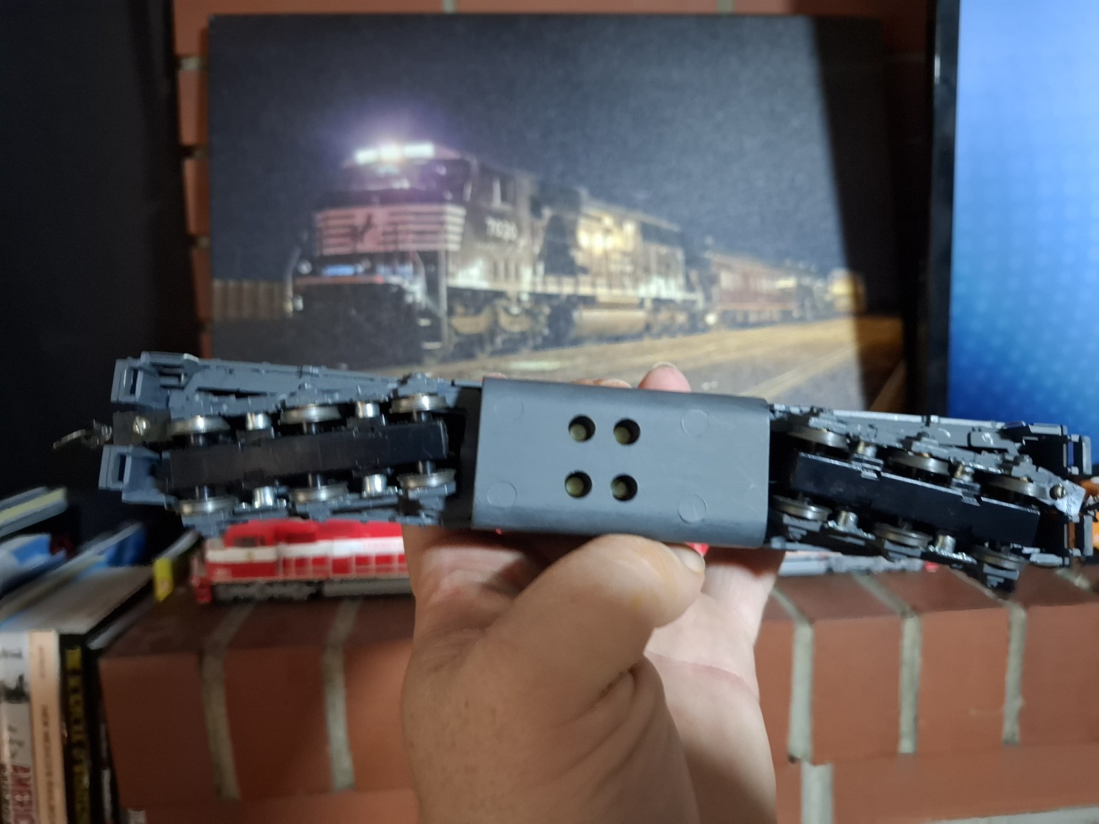 Athearn BB Southern Pacific “Elephant Ear” SD45 – SP #8803 – SEE DESCRIPTION