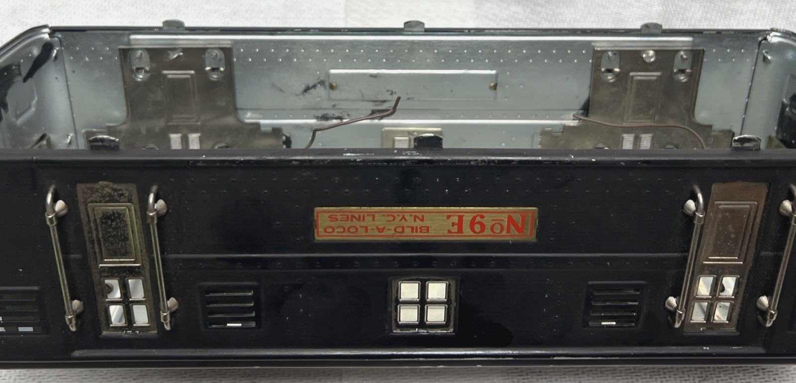 LIONEL,WILLIAMS,MTH STANDARD GAUGE REPAINTED BLACK 9E ELECTRIC LOCOMOTIVE SHELL