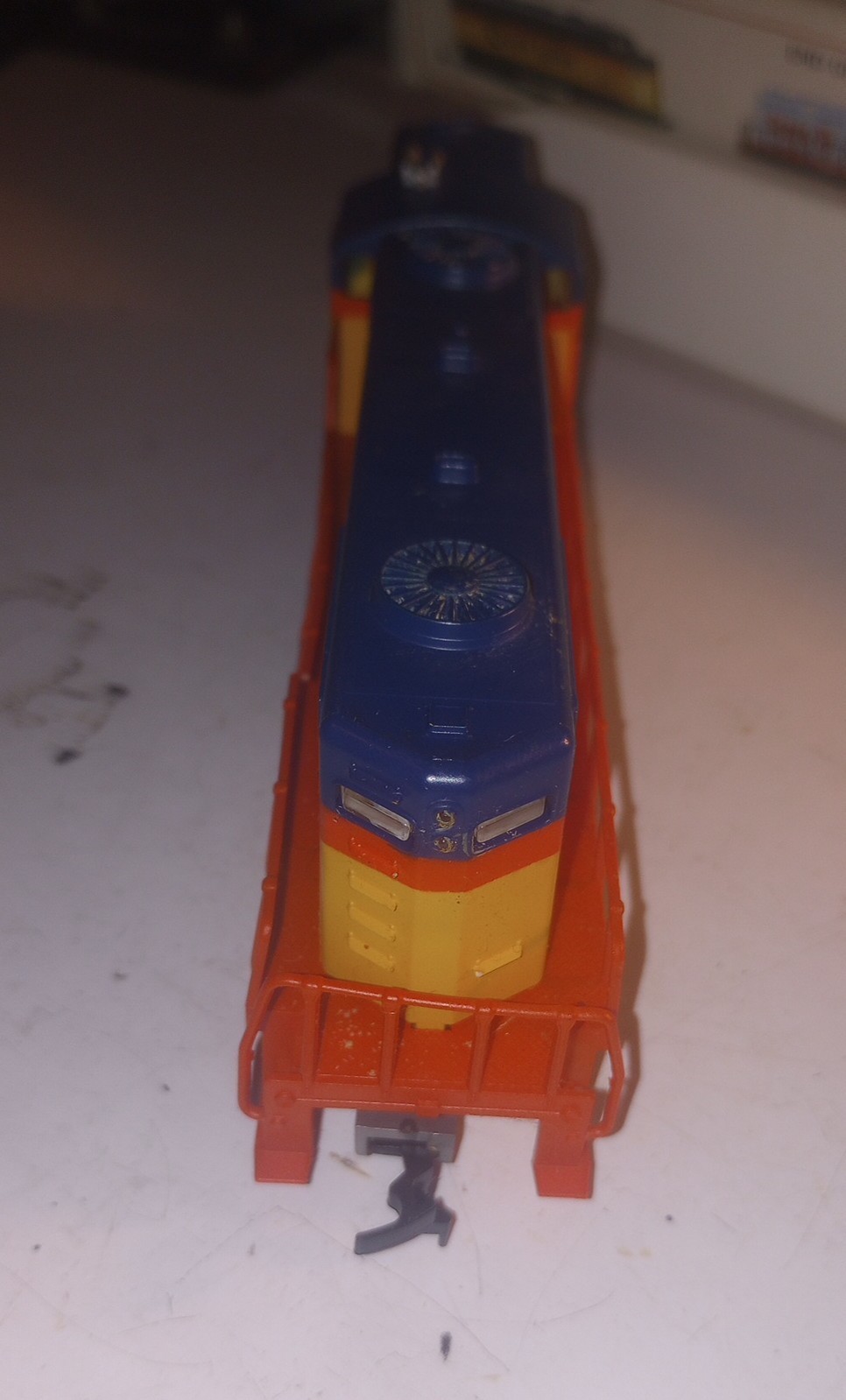 Bachmann HO Scale Chessie System C&O 4301 EMD GP-18 Diesel Locomotive
