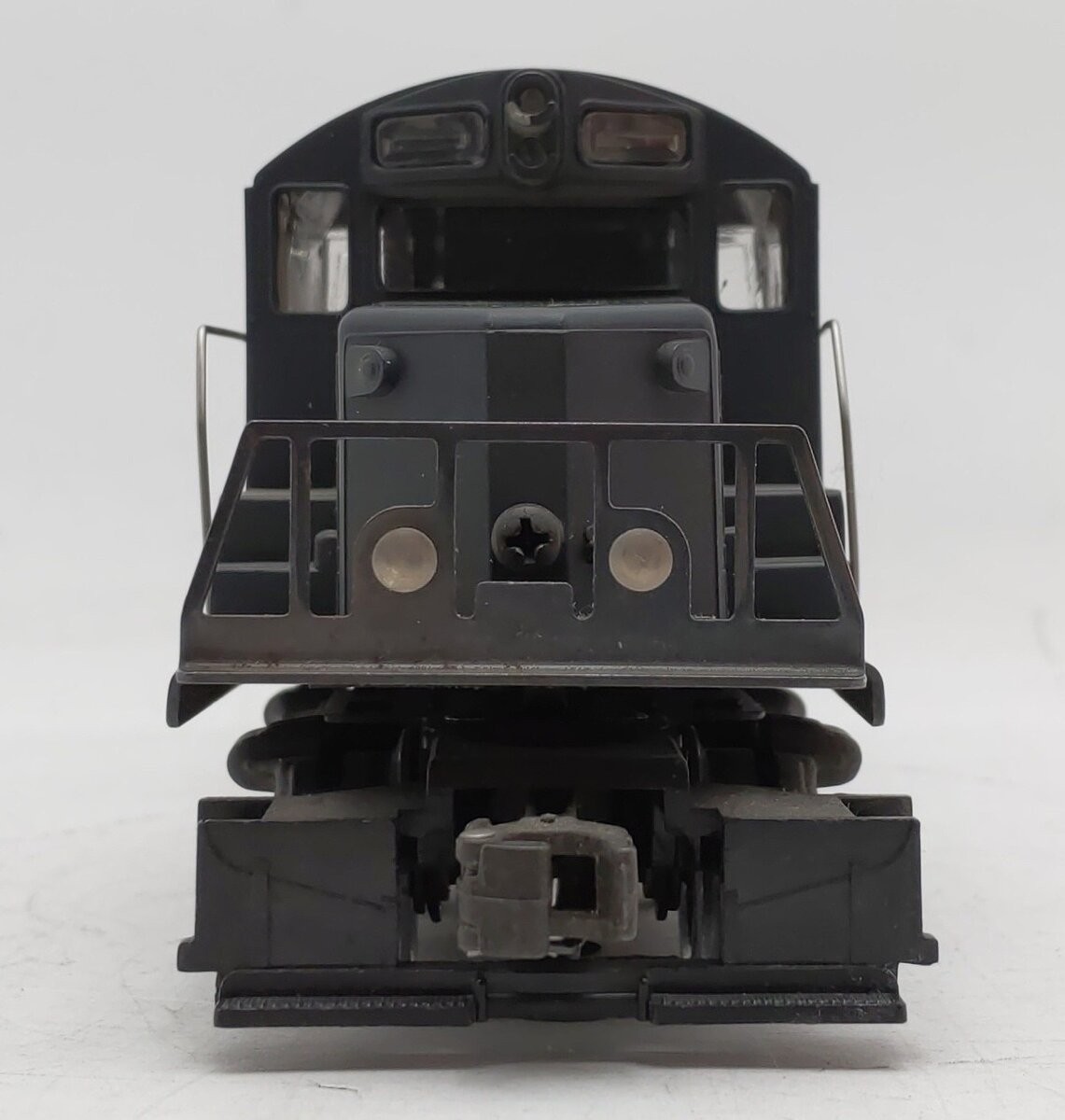 Lionel 6-8360 O Gauge Long Island GP20 Diesel Locomotive #8360 EX/Box
