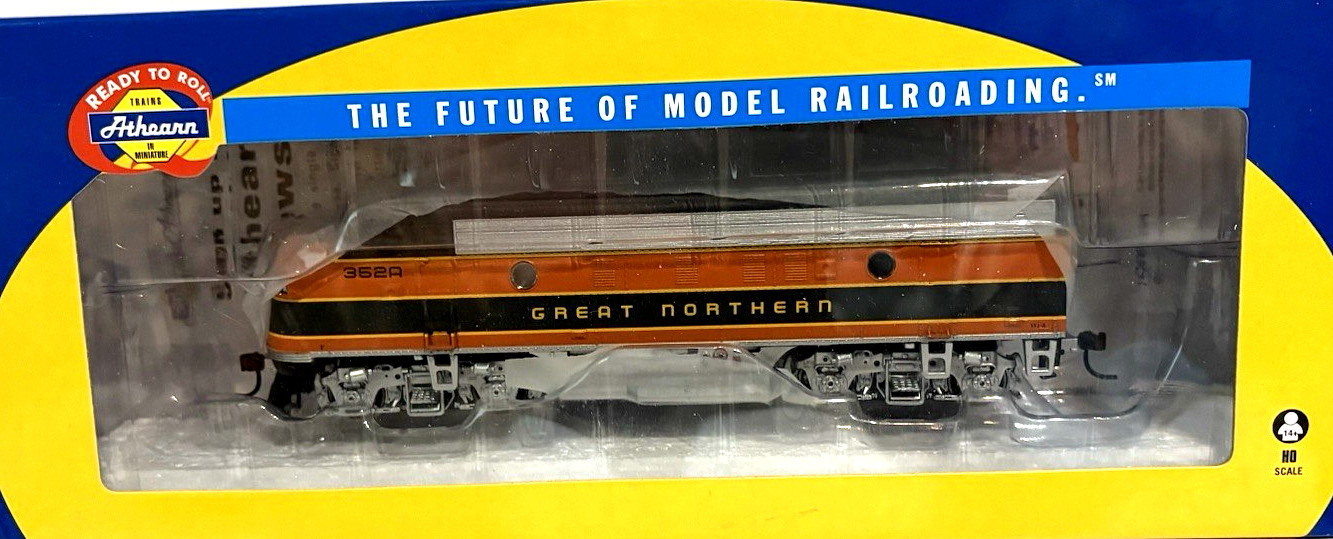 NEW Athearn HO Scale Great Northern F7A Locomotive (352A)