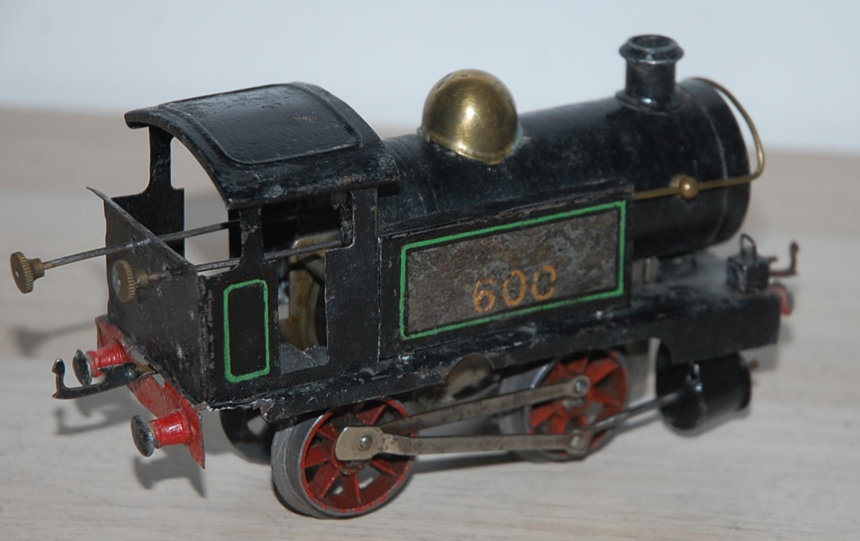 HORNBY O GAUGE CLOCKWORK EARLY No 1 TANK LOCOMOTIVE IN BLACK LIVERY