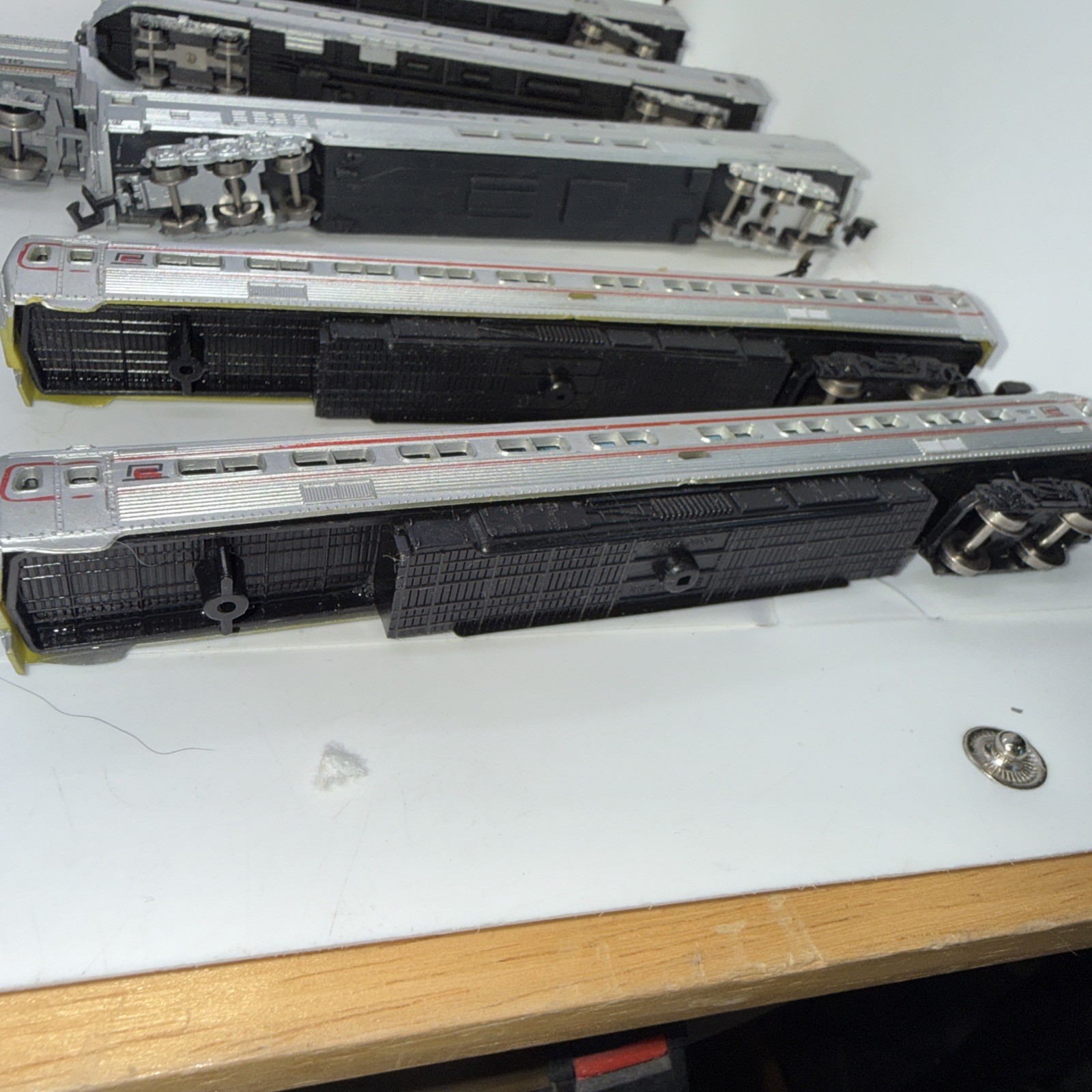 N Scale Arnold Rapido Revell N Desert Chief Santa Fe Passenger Train 13 Cars