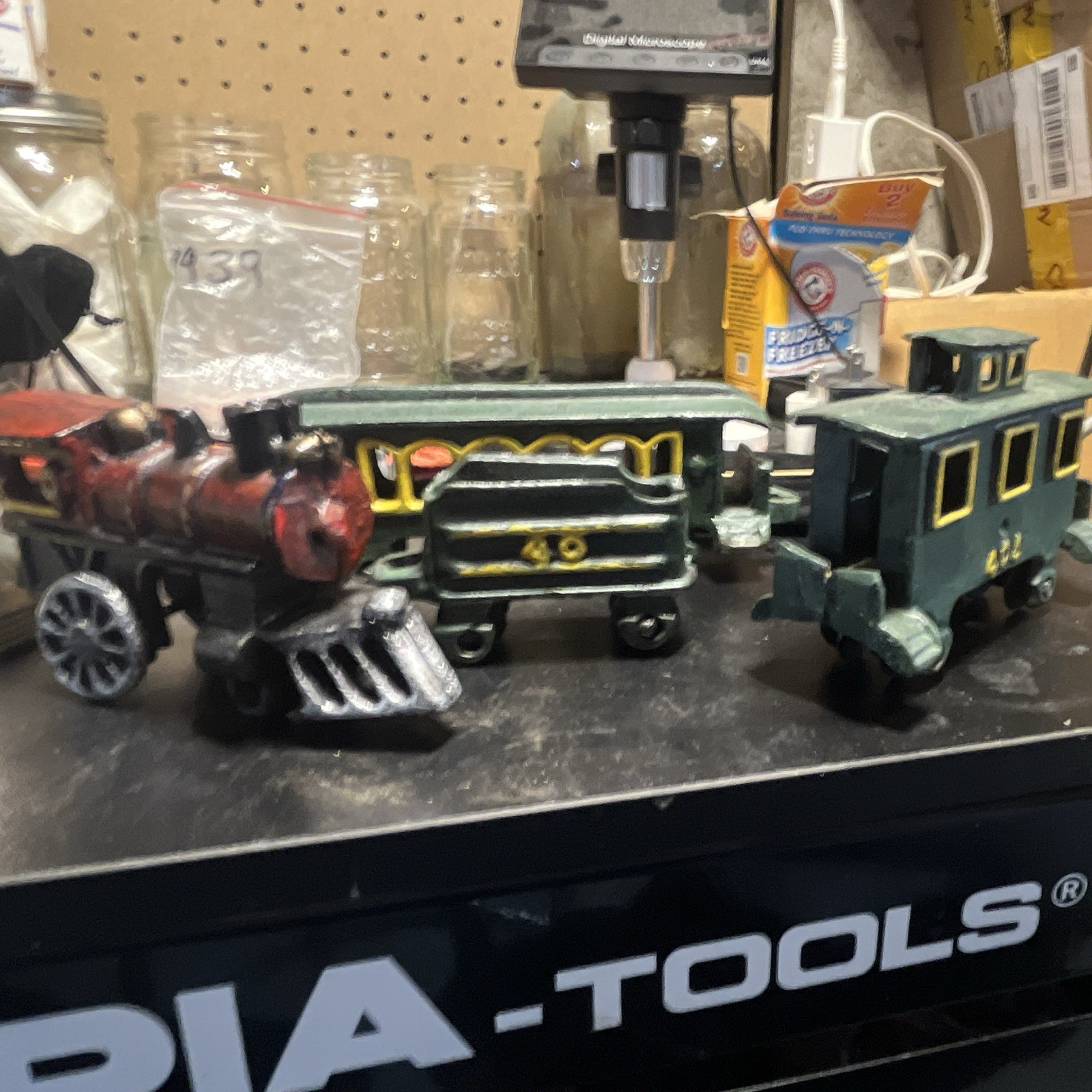 Cast Iron 0-4-0 Steam Locomotive w/ Cars 403/404/40