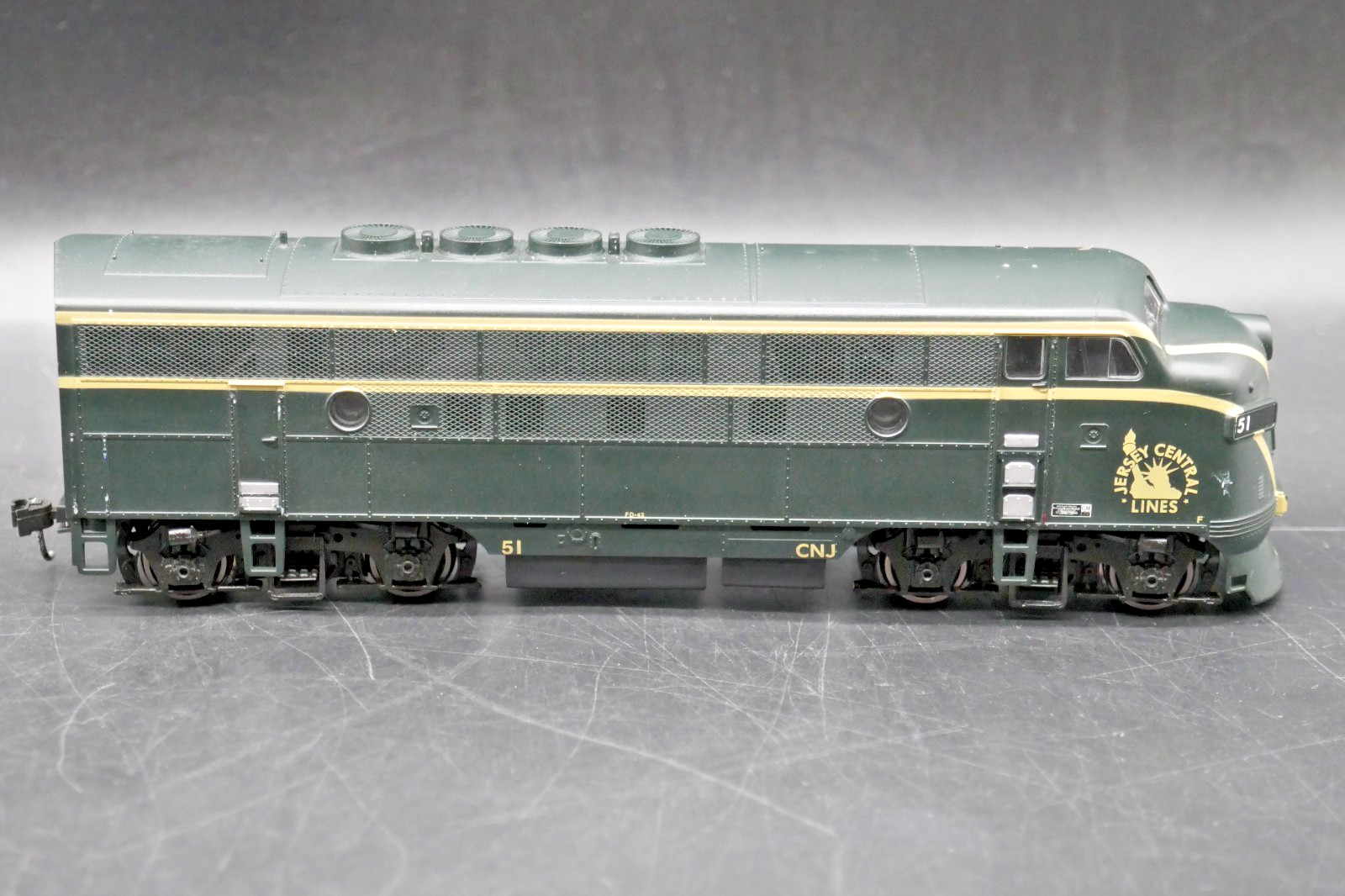 HO Proto 1000 F3 Diesel Locomotive Jersey Central #51 – Parts/Repair *Read Desc