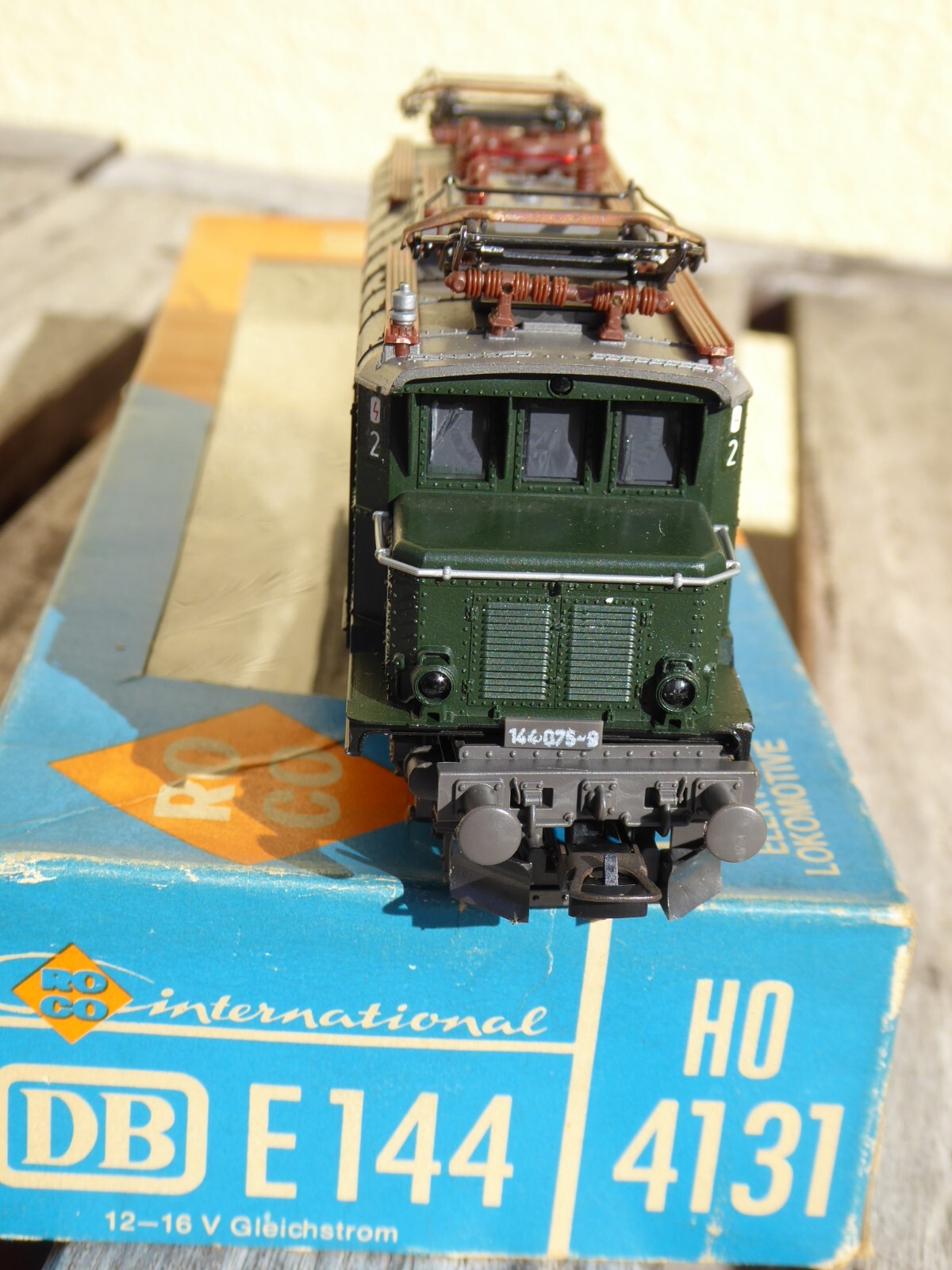 Roco 4131 H0 3-Leiter Direct Current Dc Locomotive Br 144 075-9 DB Epoch 4
