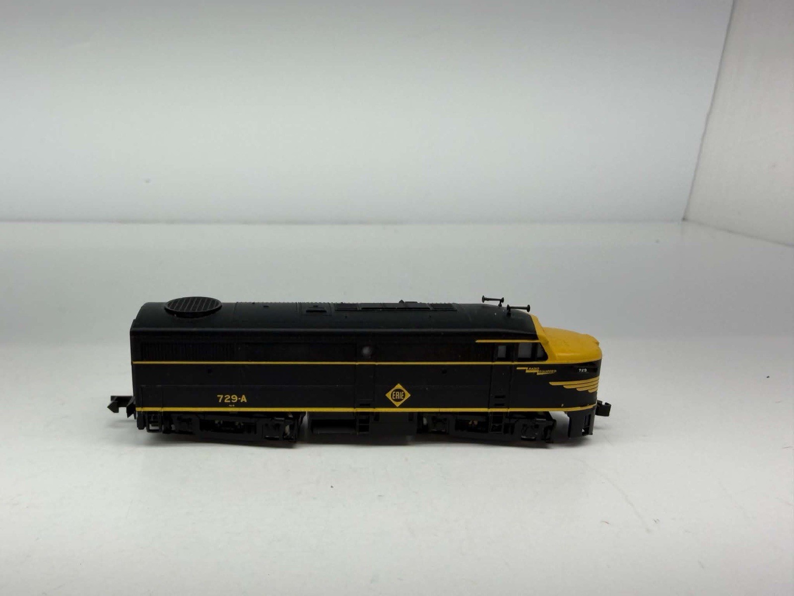 Life-Like N FA1 Erie #729A #7416 Locomotive Original Box Excellent Condition