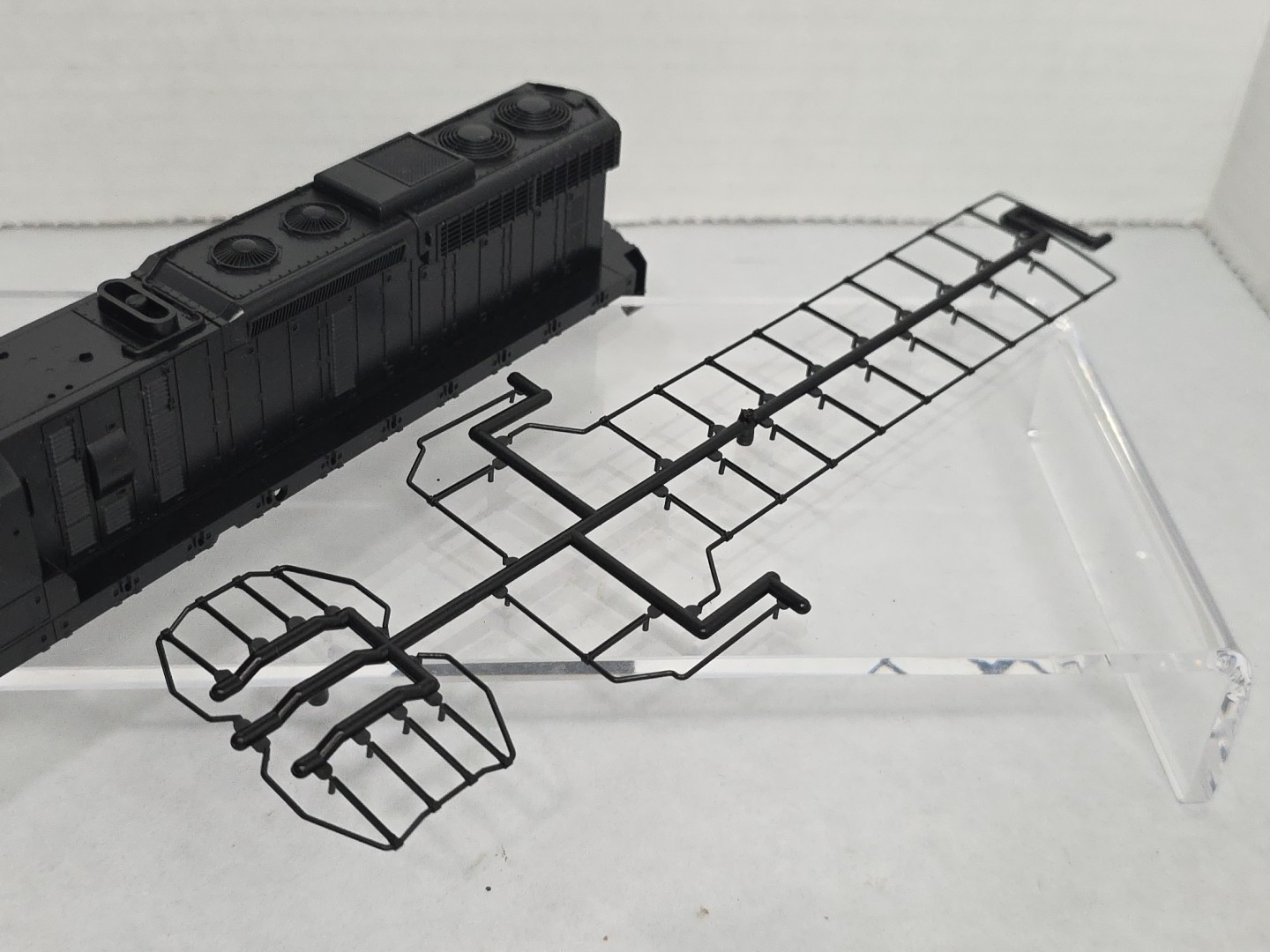 Shell Only* Atlas HO Scale SD24 Diesel Locomotive Undecorated LN Austria Roco(2)