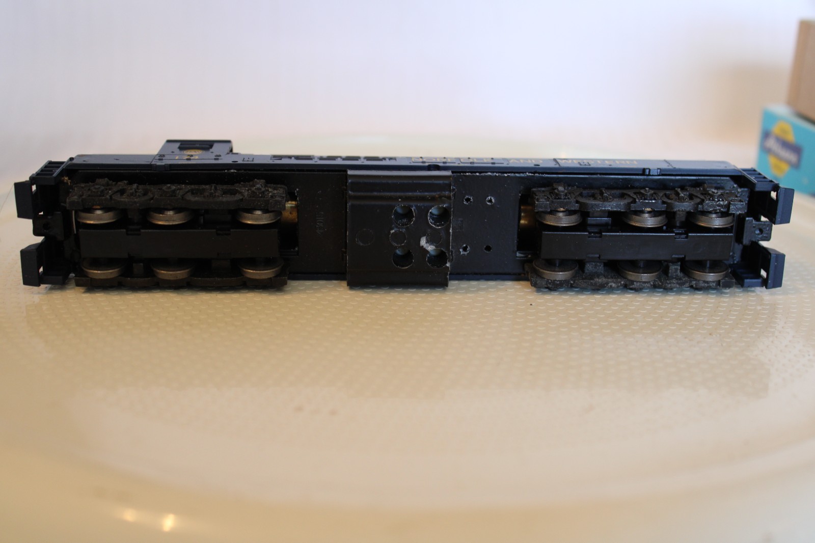 HO Scale Athearn, F-M H24-66, Diesel Locomotive, Norfolk & Western Blue #174