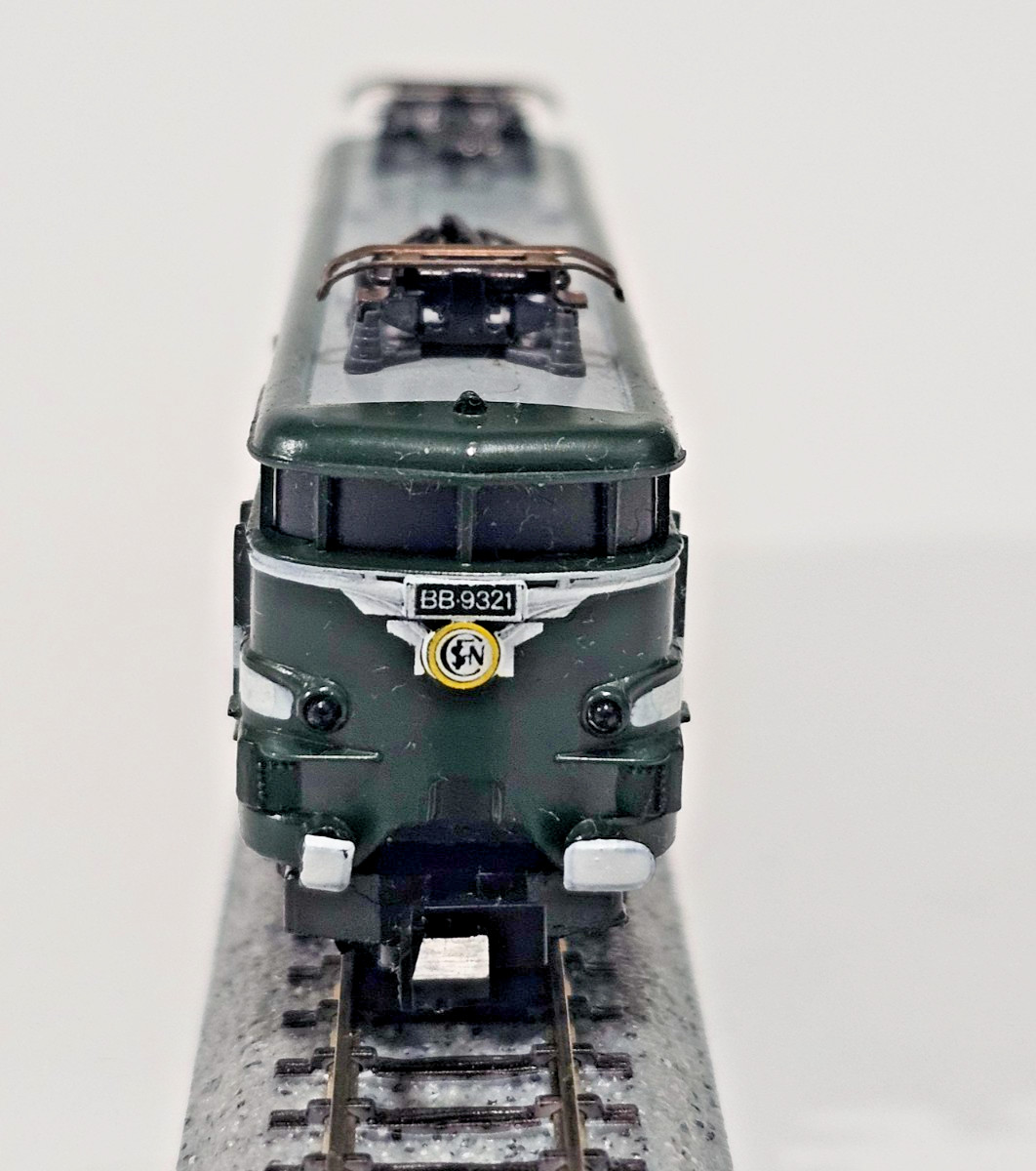 N SCALE ARNOLD RAPIDO 2482 ELECTRIC LOCOMOTIVE BB-9321 SNCF MADE IN WEST GERMANY