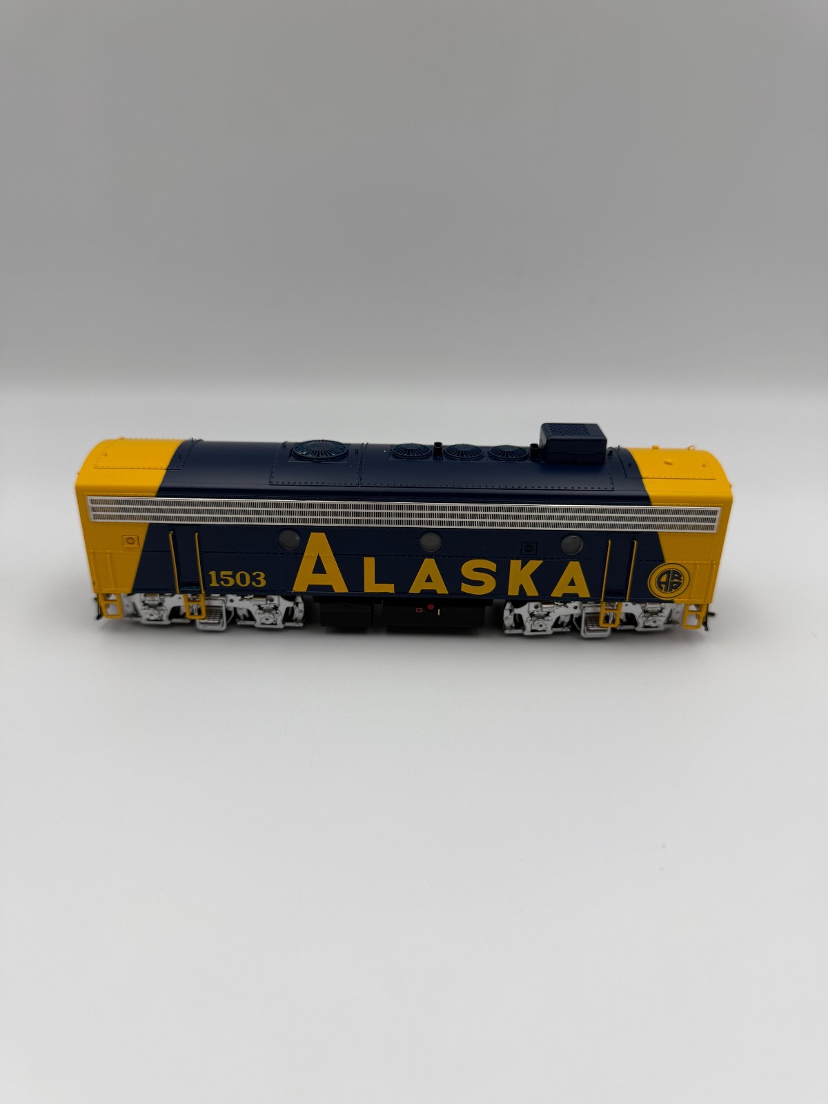 HO Walthers Proto 2000 F-7B Alaska Railroad # 1503 Factory DCC/Sound. NIB