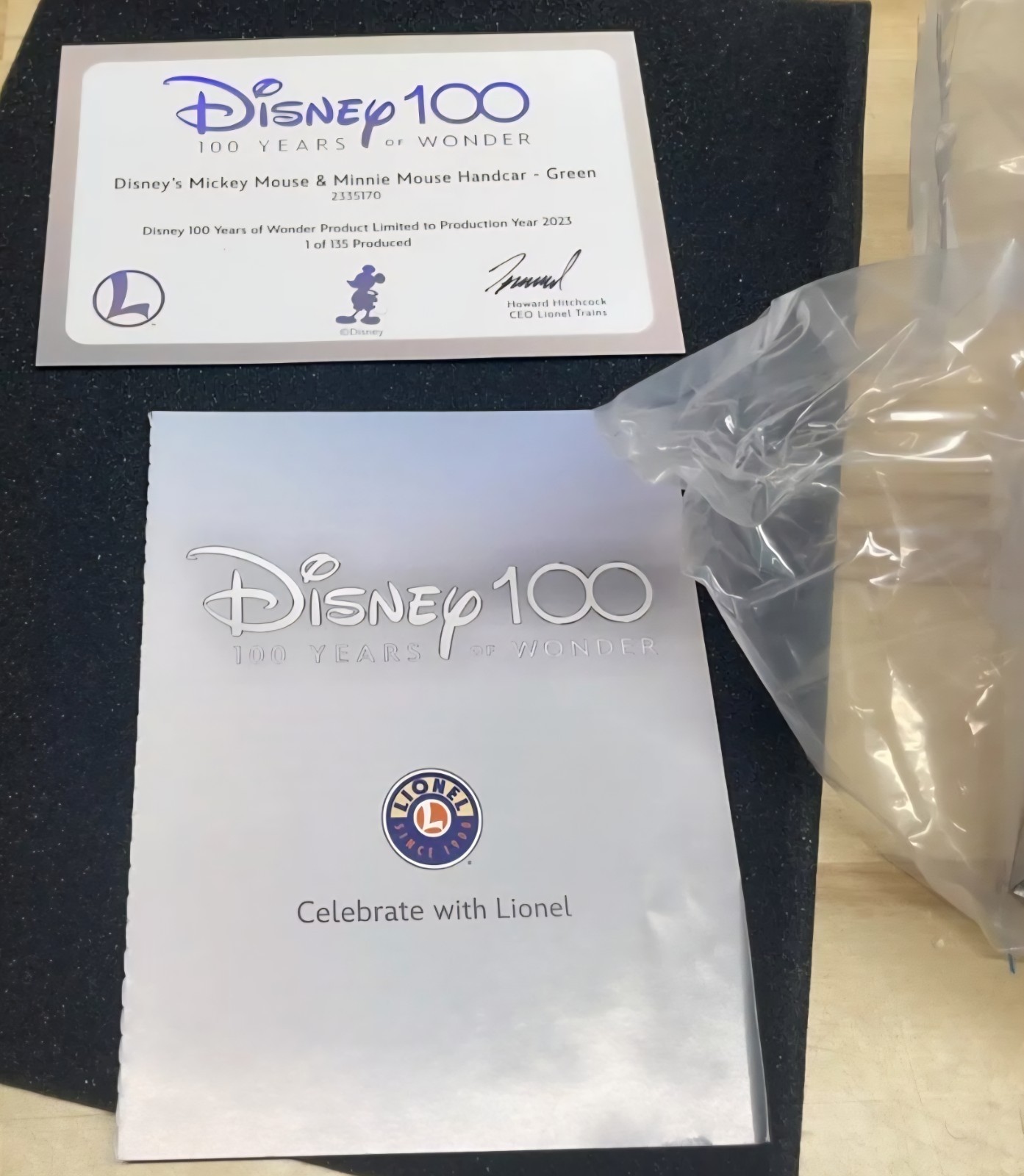 Lionel NYCC 2023 D23 DISNEY 100 YRS GREEN Mickey Minnie Handcar only 135 NEW/OB