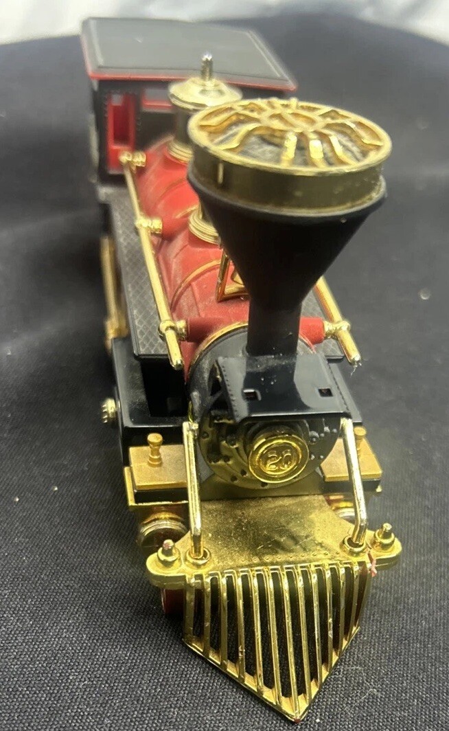 Vintage Model Train SS 7501 Steam Locomotive Burgundy Gold Black New