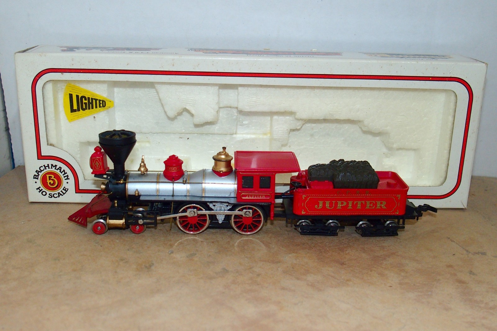 HO SCALE BACHMANN CENTRAL PACIFIC ‘”JUPITER” locomotive. Runs good. Box.