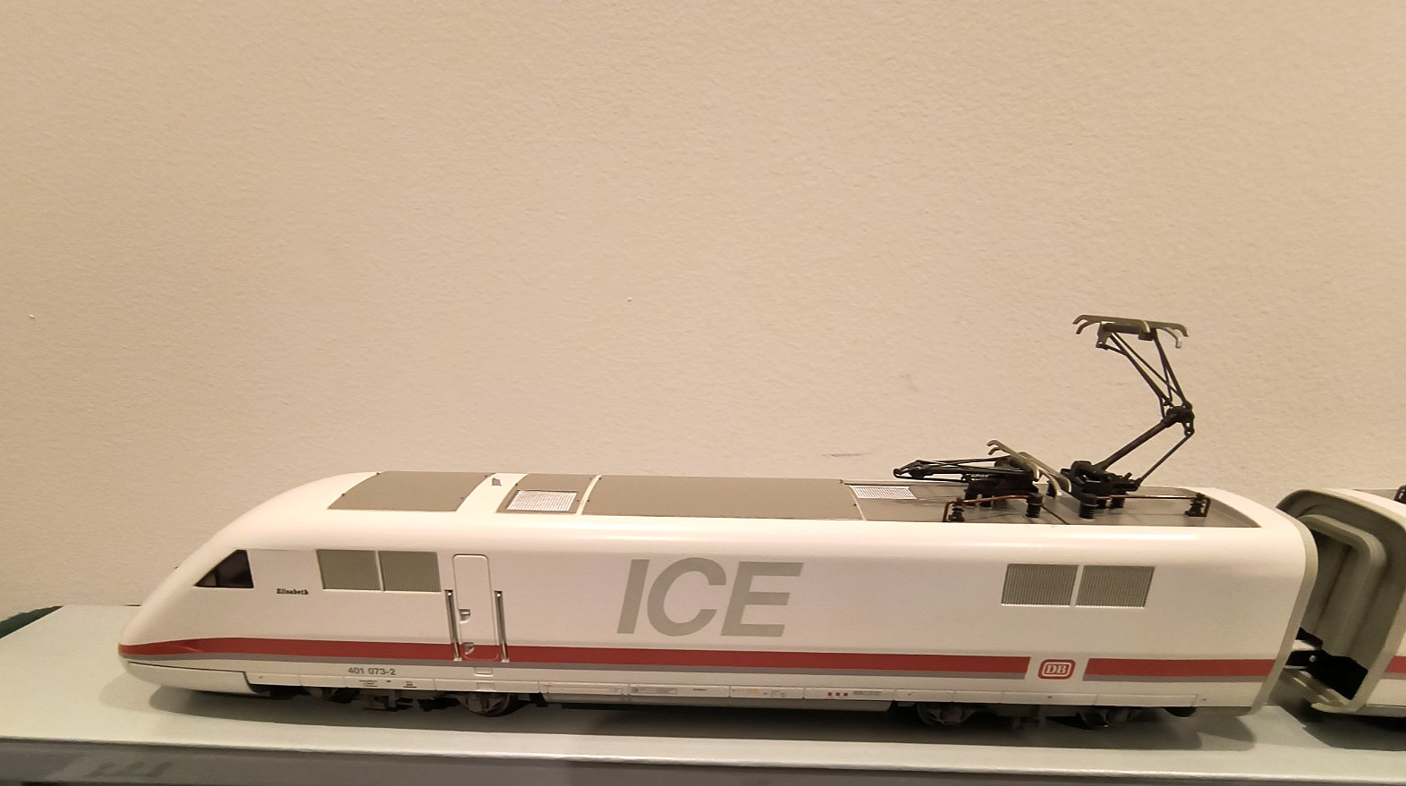 MARKLIN HO 3750 ICE IC DRIVE POWERED SET GFR CL 401DB “ELISABETH” NEW IN BOX EXC