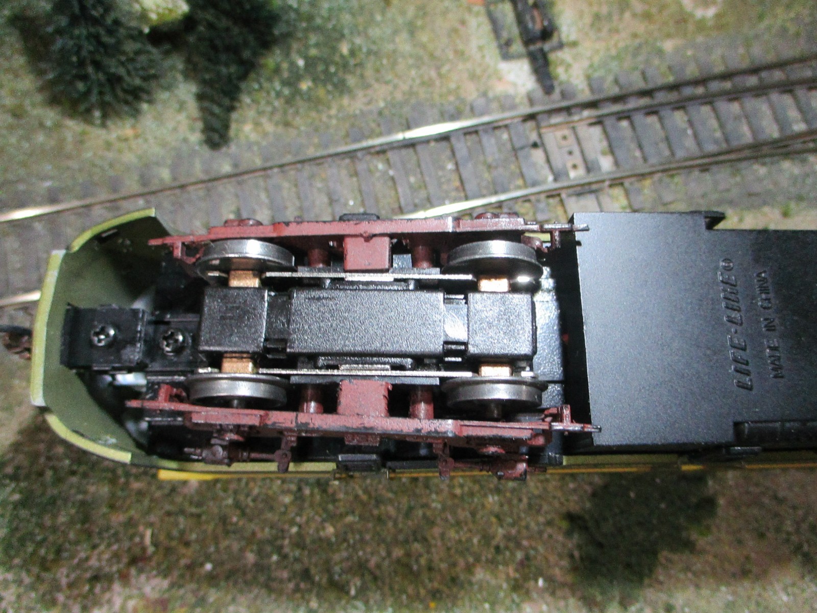 SAL 4200/4300 FA2/FB2,BOTH PWR’D,DC/DCC/SOUNDWEATHERED TRUCKS,PAINTED CREW,LED’S